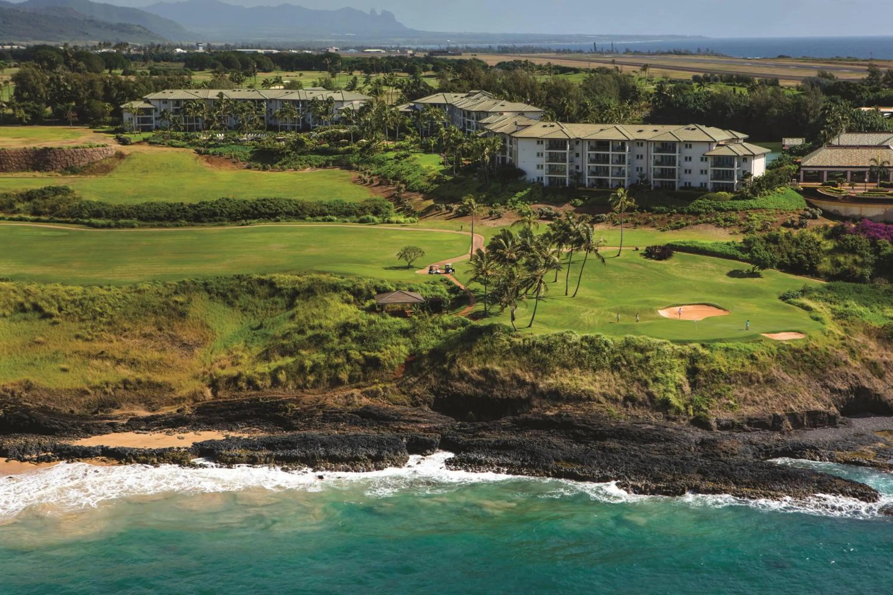 Property building in Marriott's Kauai Lagoons - Kalanipu'u