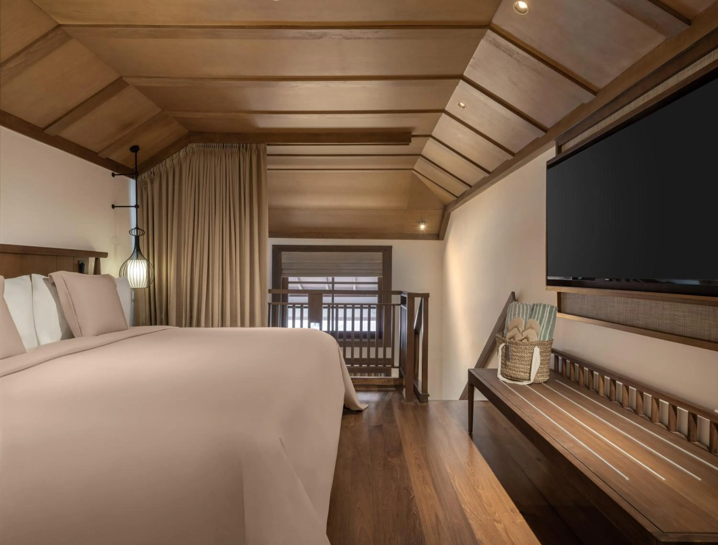 Communal lounge/ TV room, Bed in Paradisus by Meliá Bali