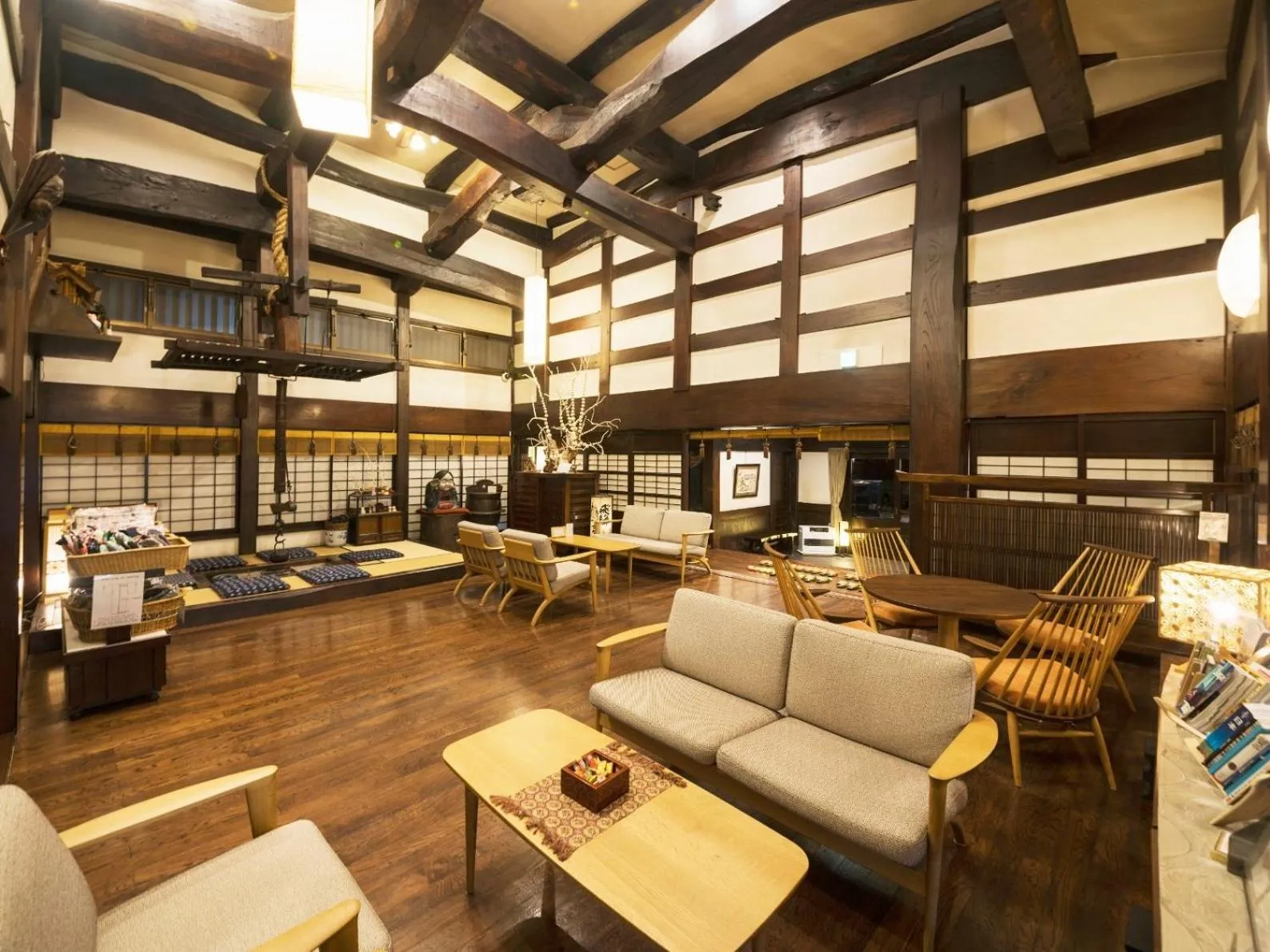 Communal lounge/ TV room in Ryokan Asunaro