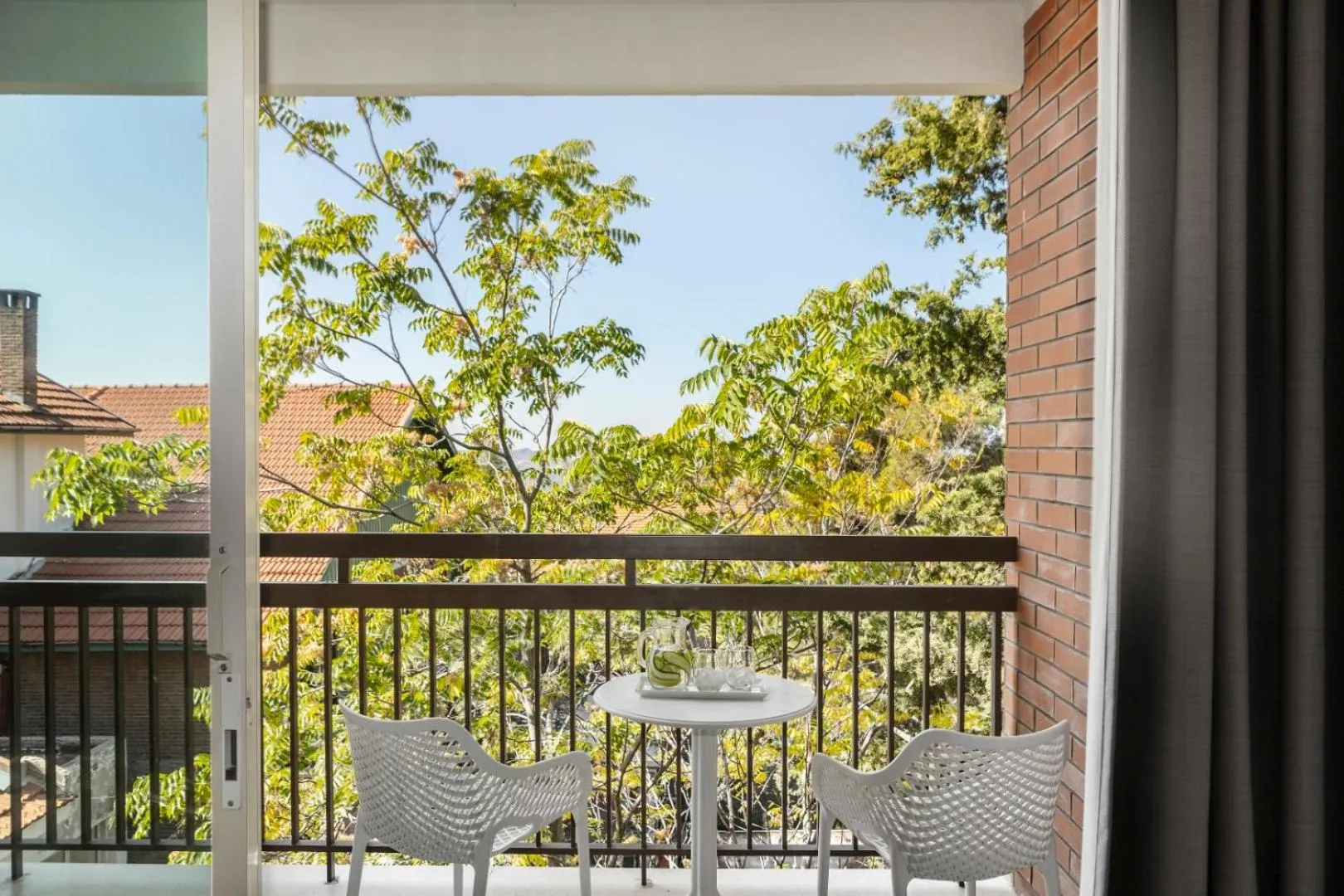 Day in Forest Park Hotel