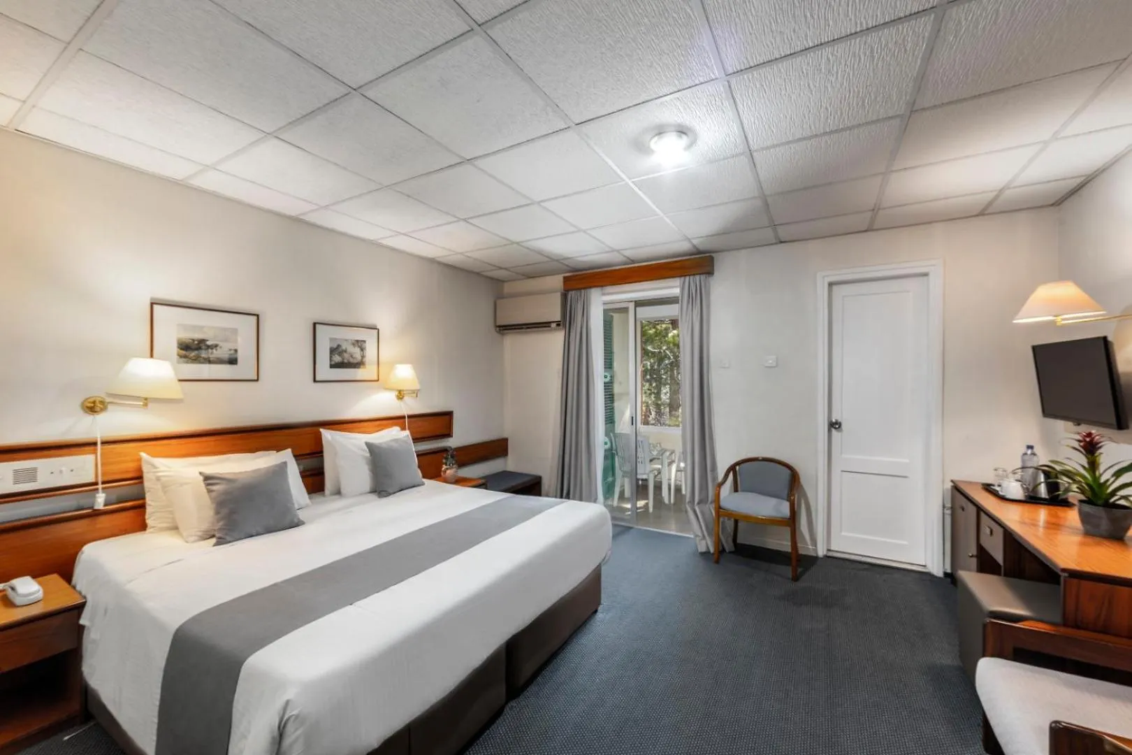 Photo of the whole room in Forest Park Hotel