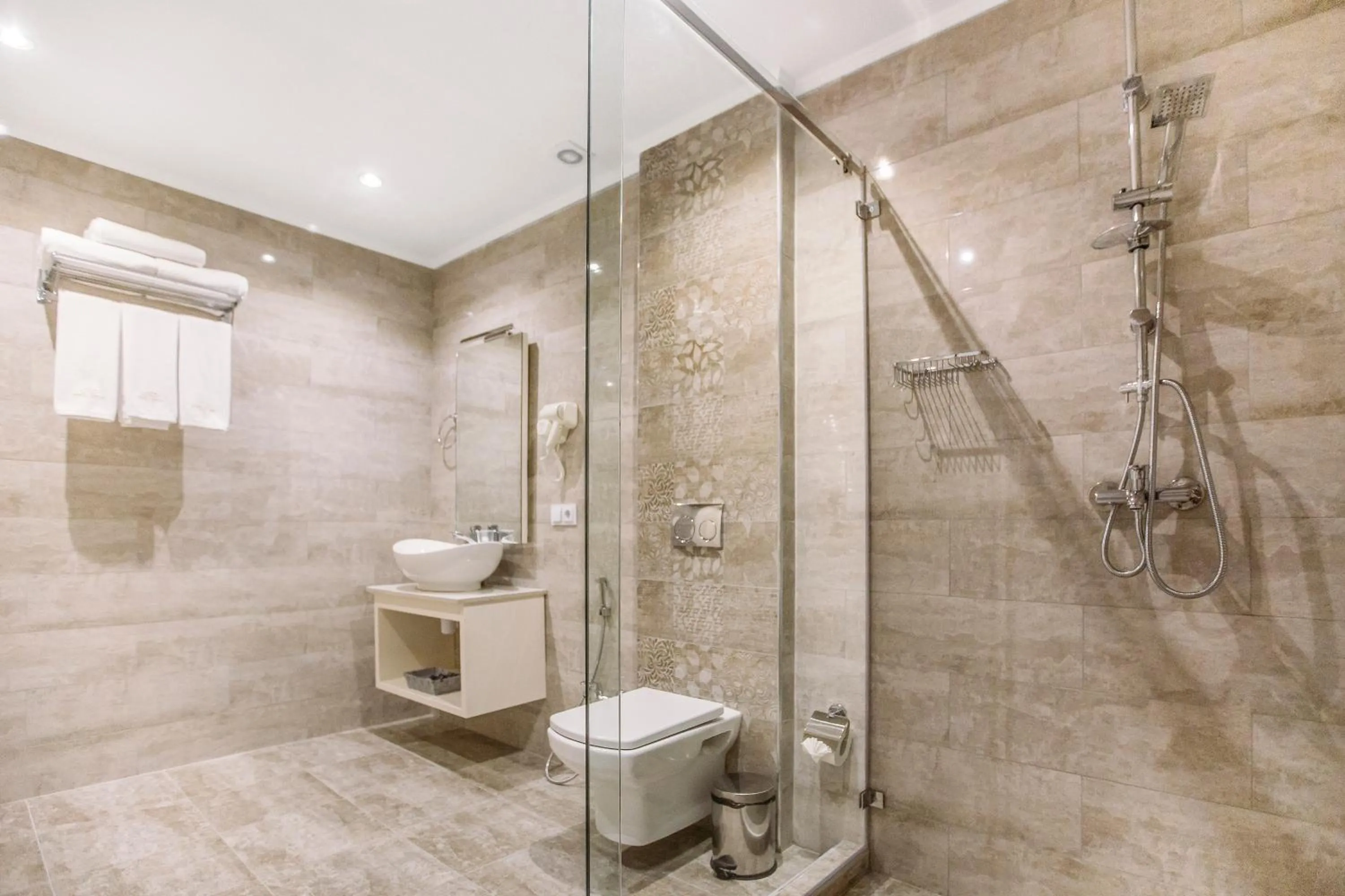 Shower in Gold Tbilisi Hotel