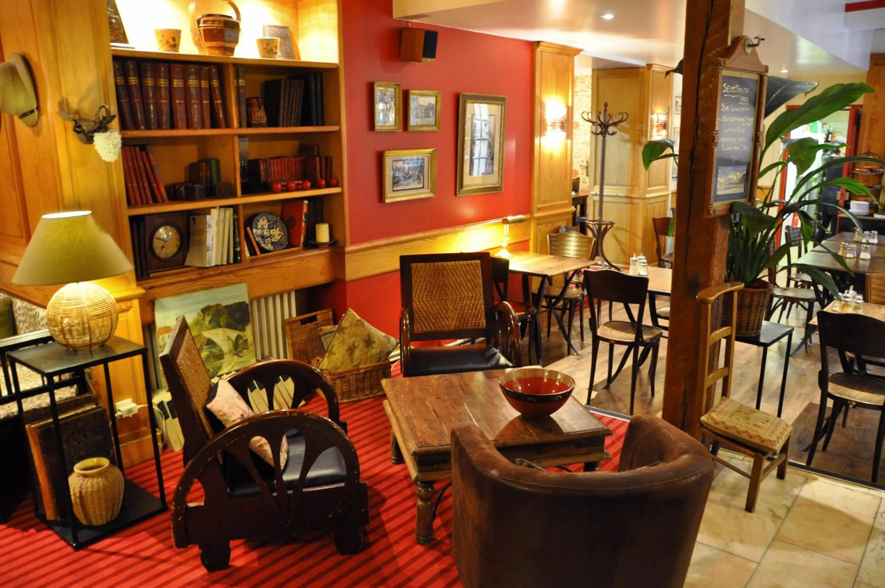 Lounge or bar in Le Vieux Carré