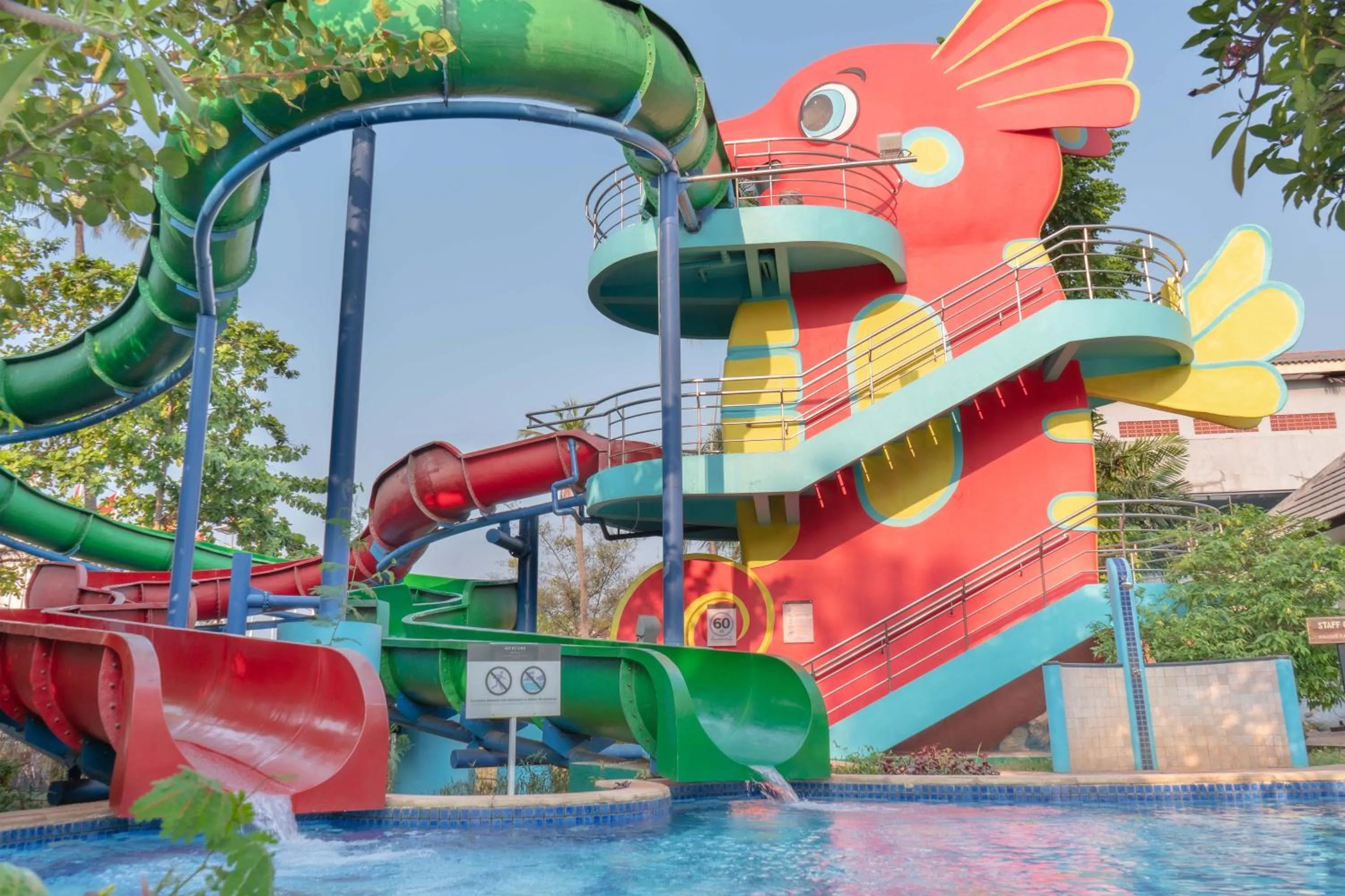 Swimming pool in Mercure Convention Center Ancol