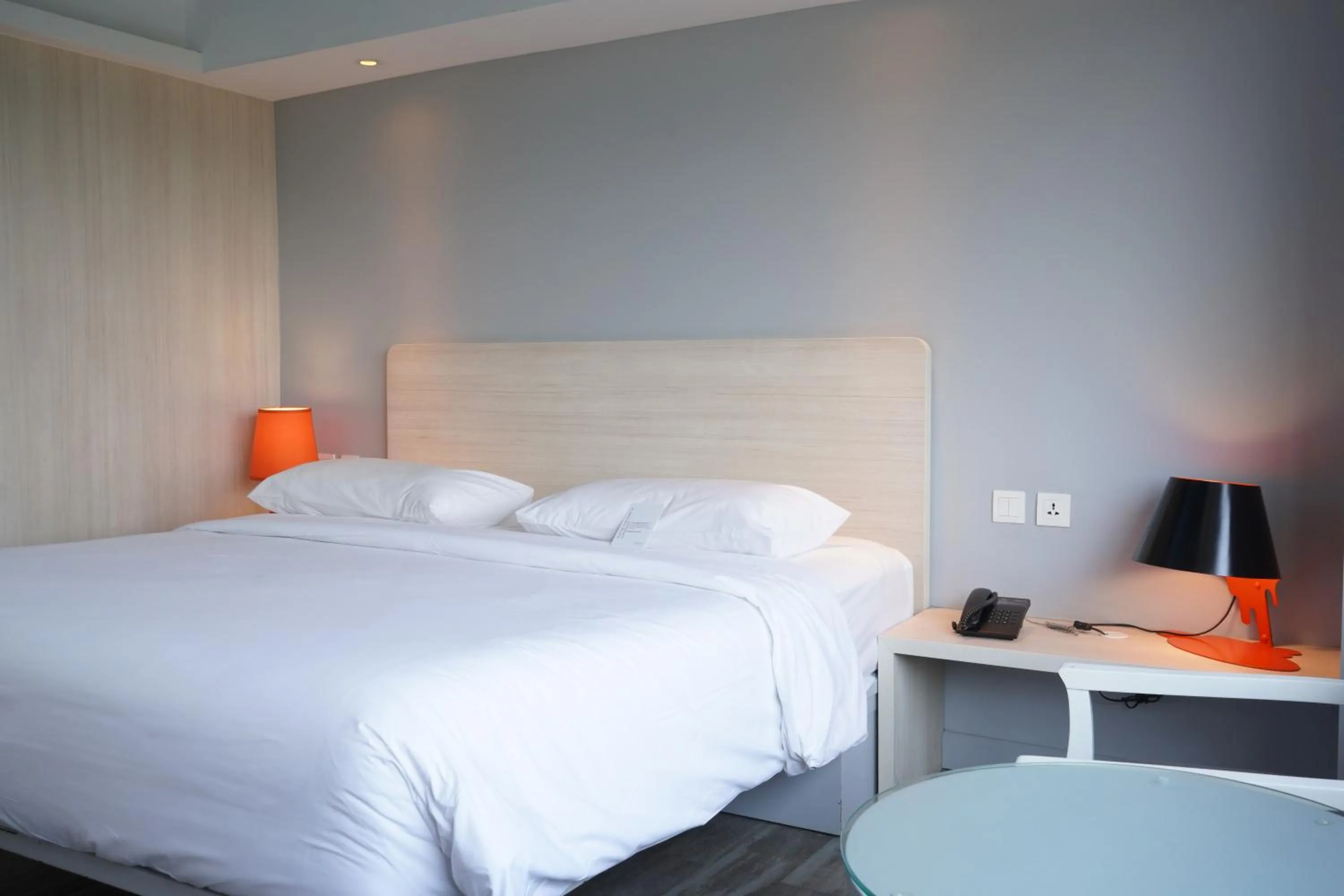 Bedroom, Bed in Mercure Convention Center Ancol