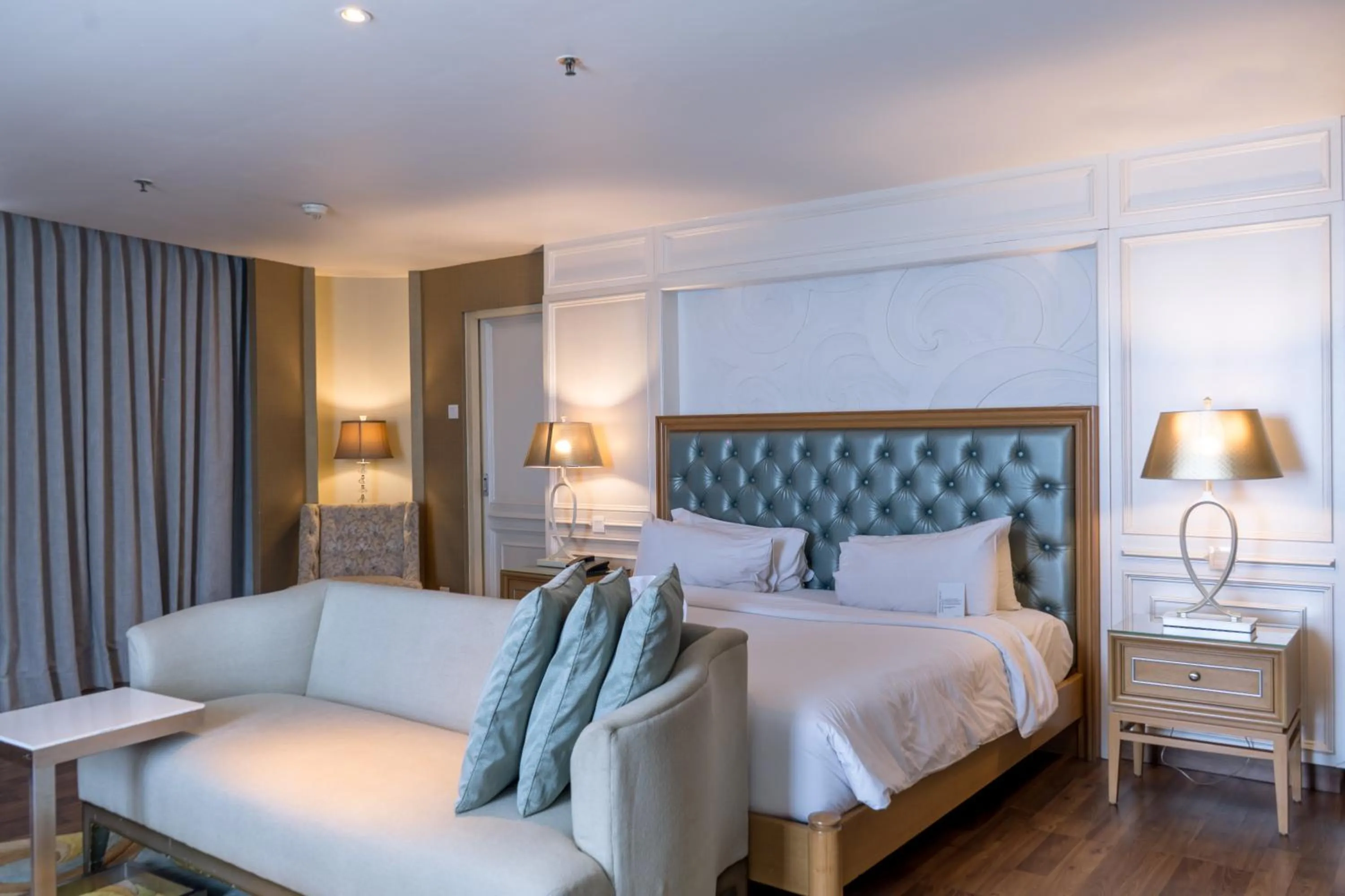 Bedroom, Bed in Mercure Convention Center Ancol