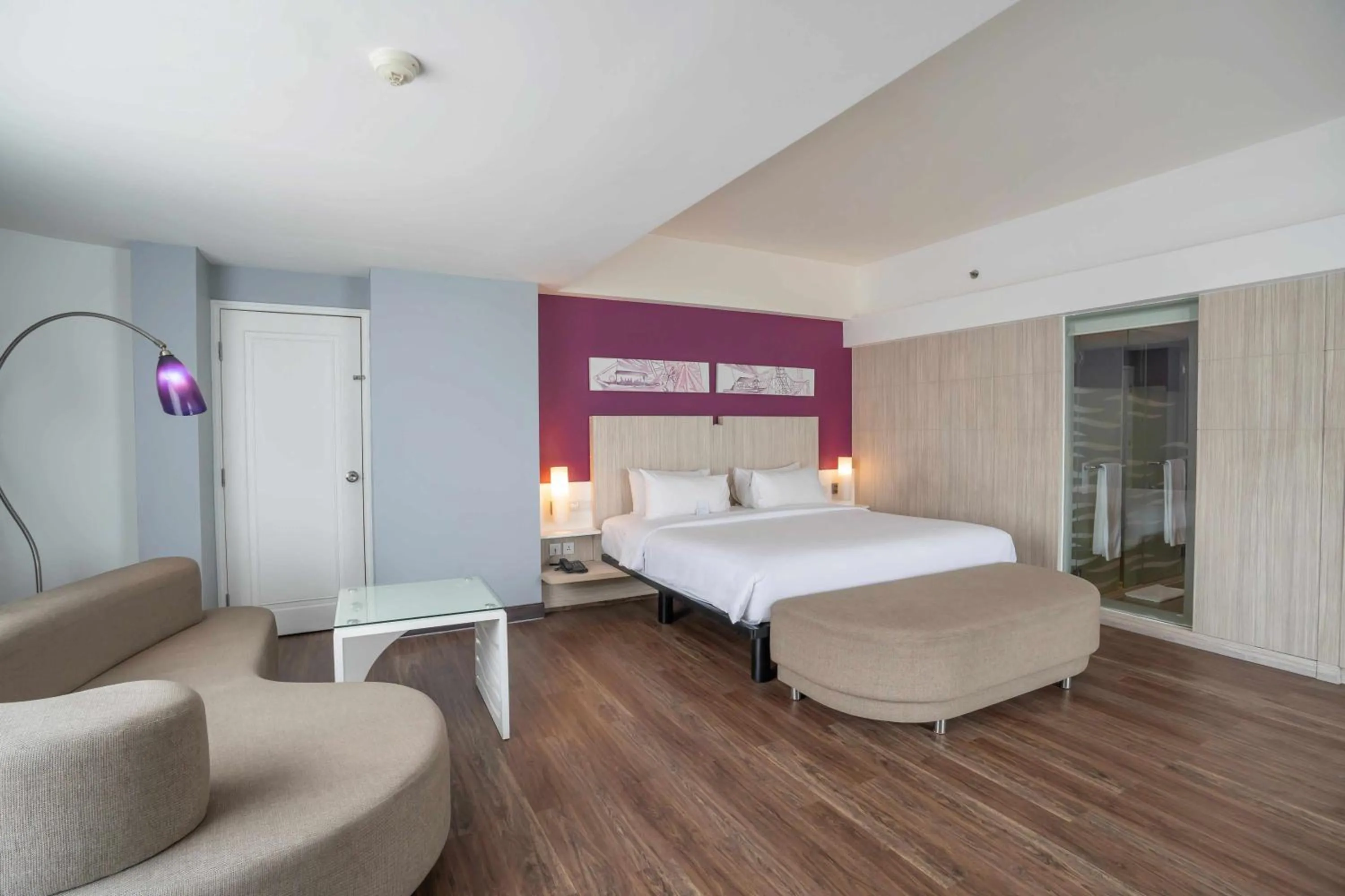 Bedroom, Bed in Mercure Convention Center Ancol
