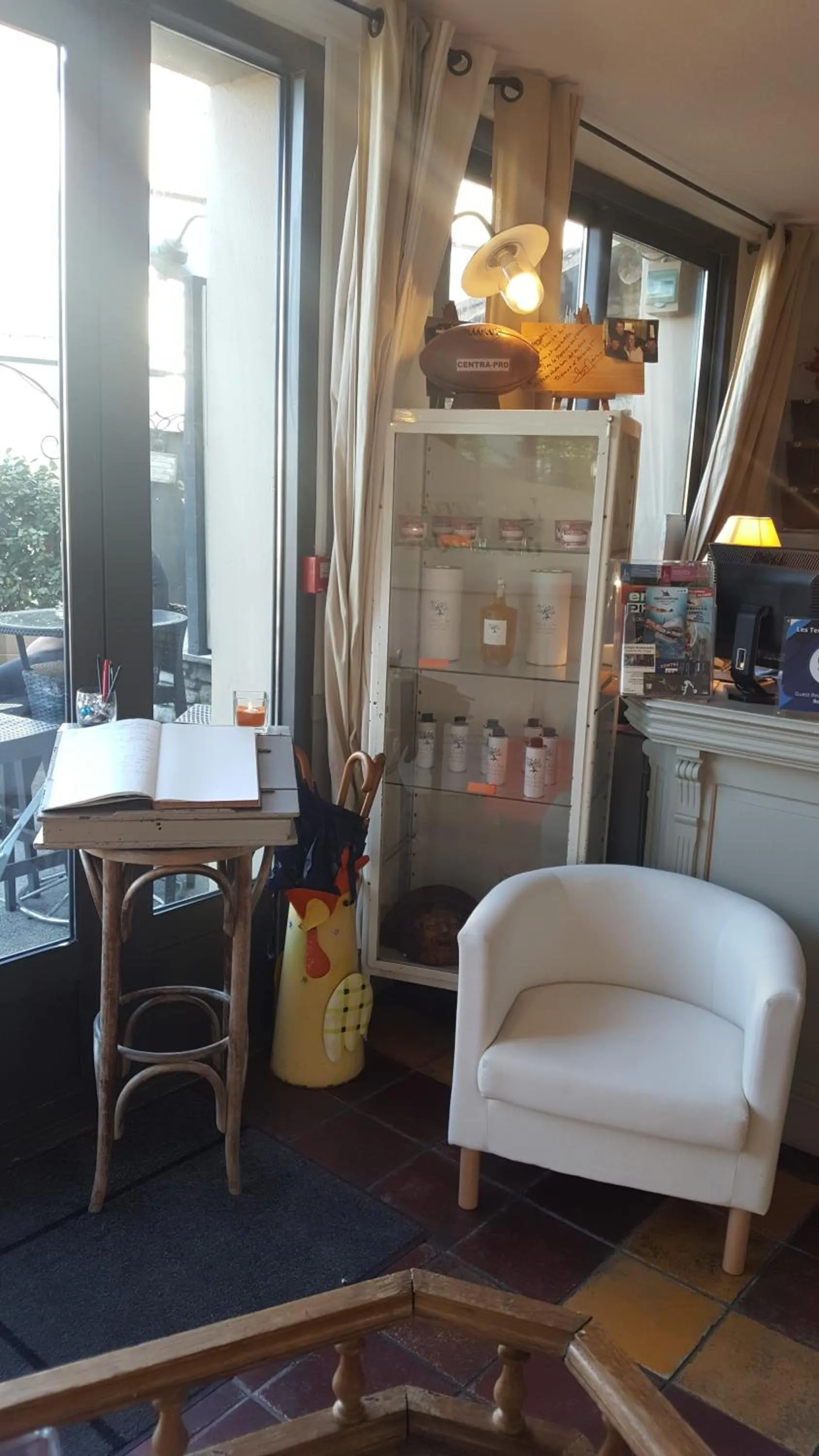 Lobby or reception in Les Terrasses de David et Louisa