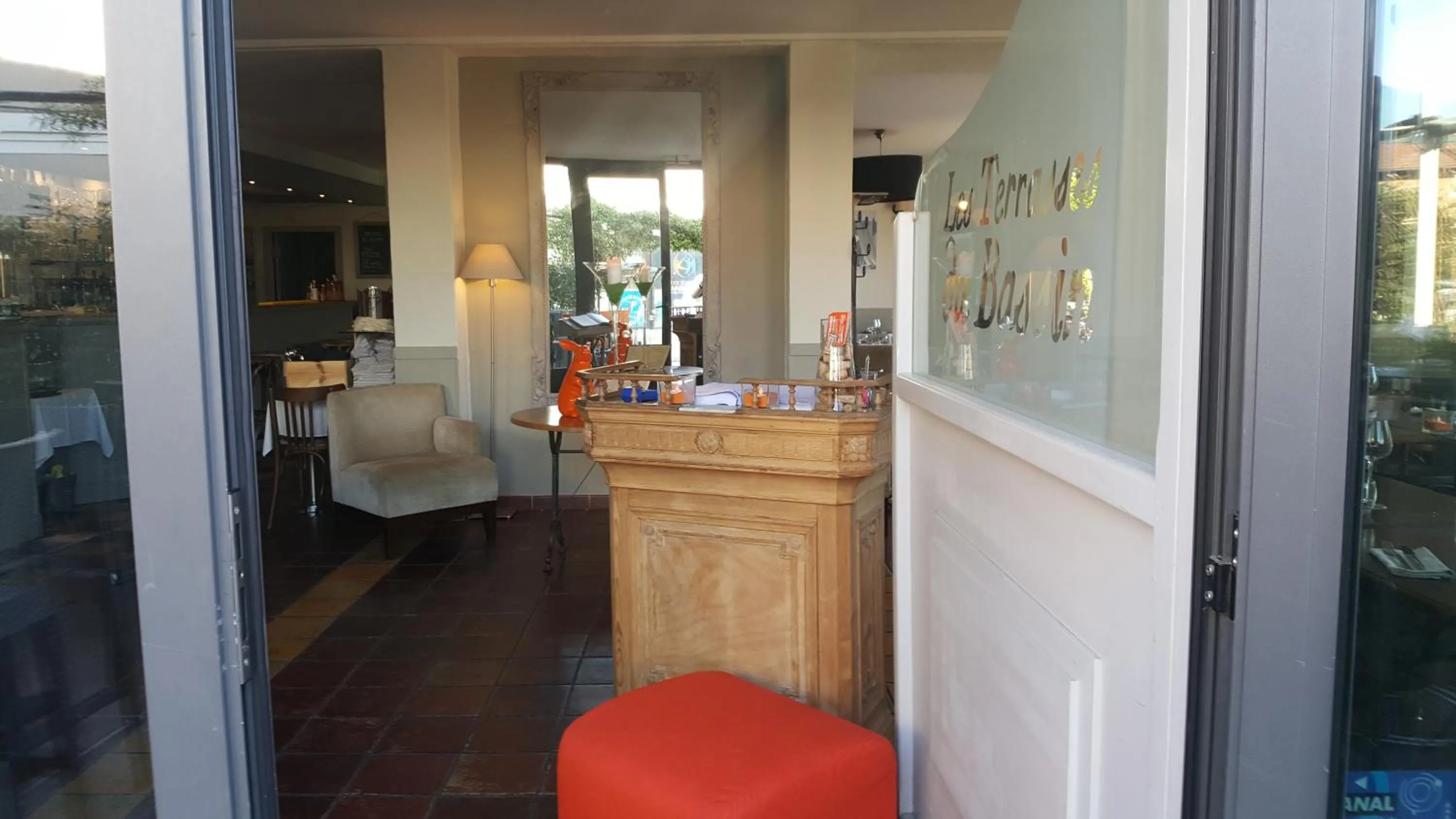 Restaurant/places to eat in Les Terrasses de David et Louisa