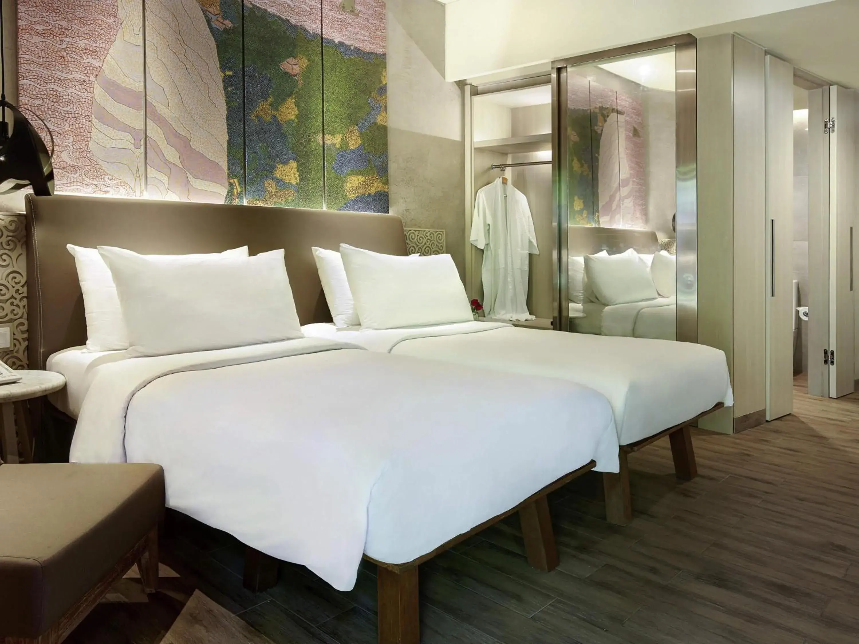 Superior Twin Room with Free Benefit in Mercure Kuta Bali Superior Twin Room with Free Benefit in Mercure Kuta Bali