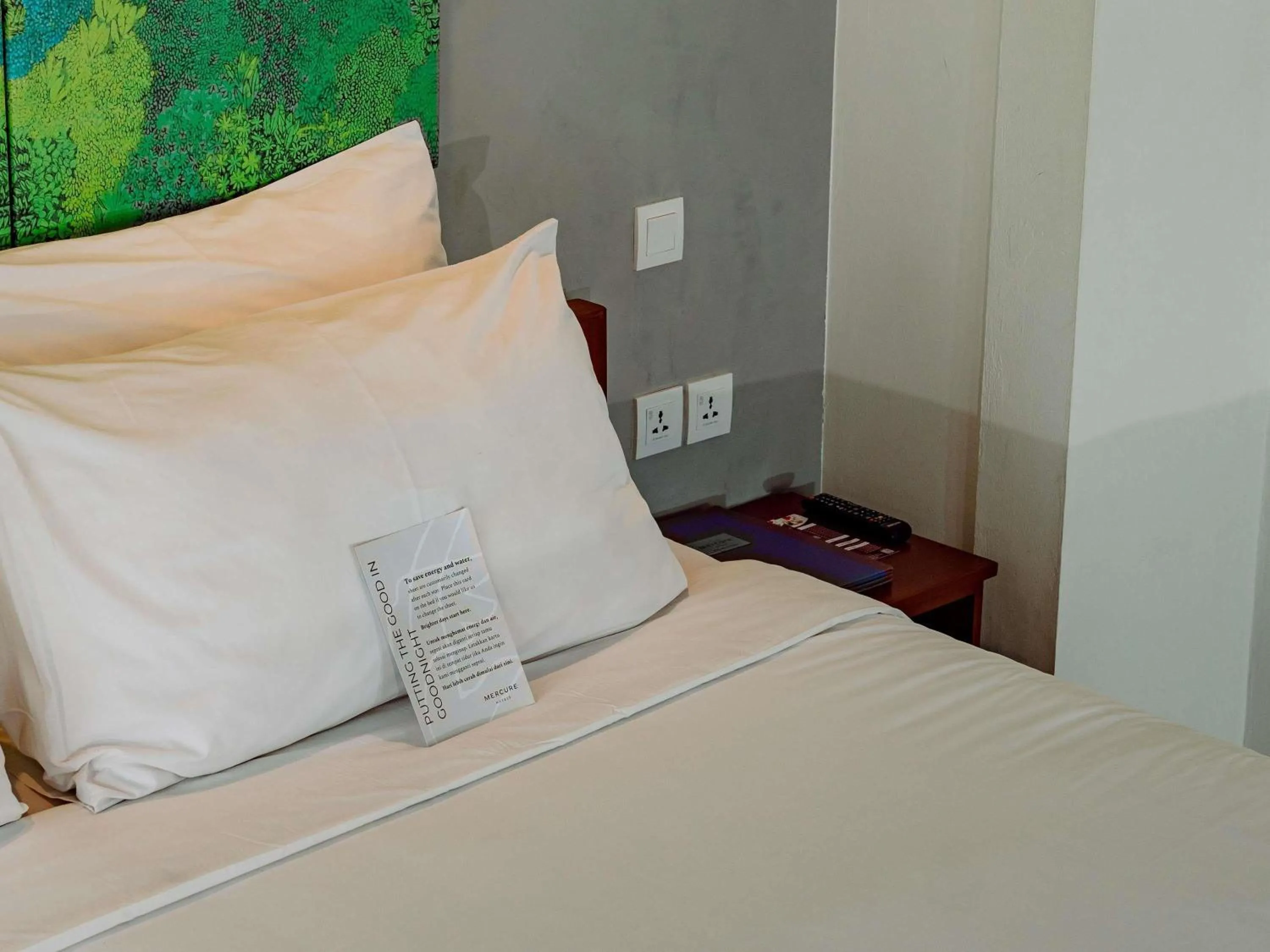 Bedroom, Bed in Mercure Kuta Bali