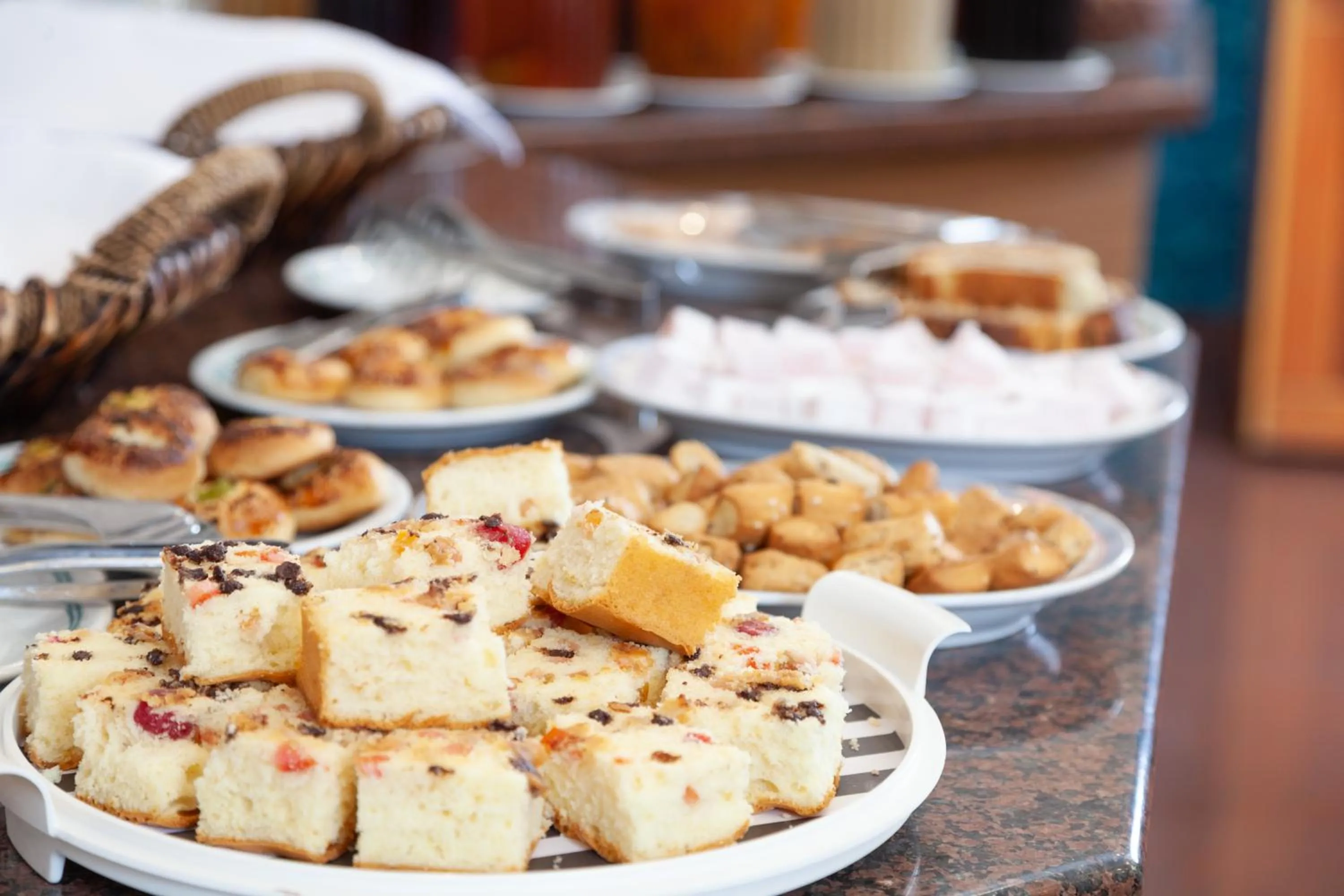 Food and drinks in Ozkaymak Konya Hotel