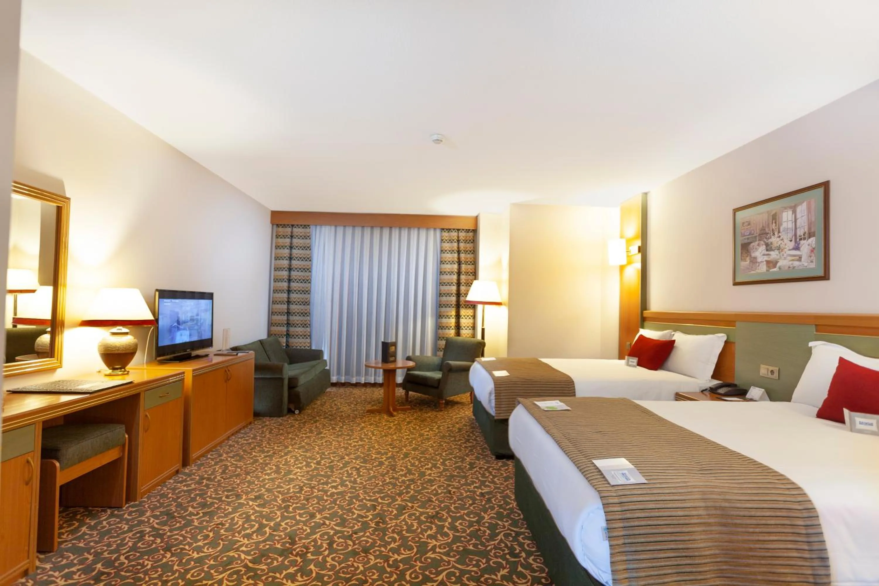 Photo of the whole room in Ozkaymak Konya Hotel