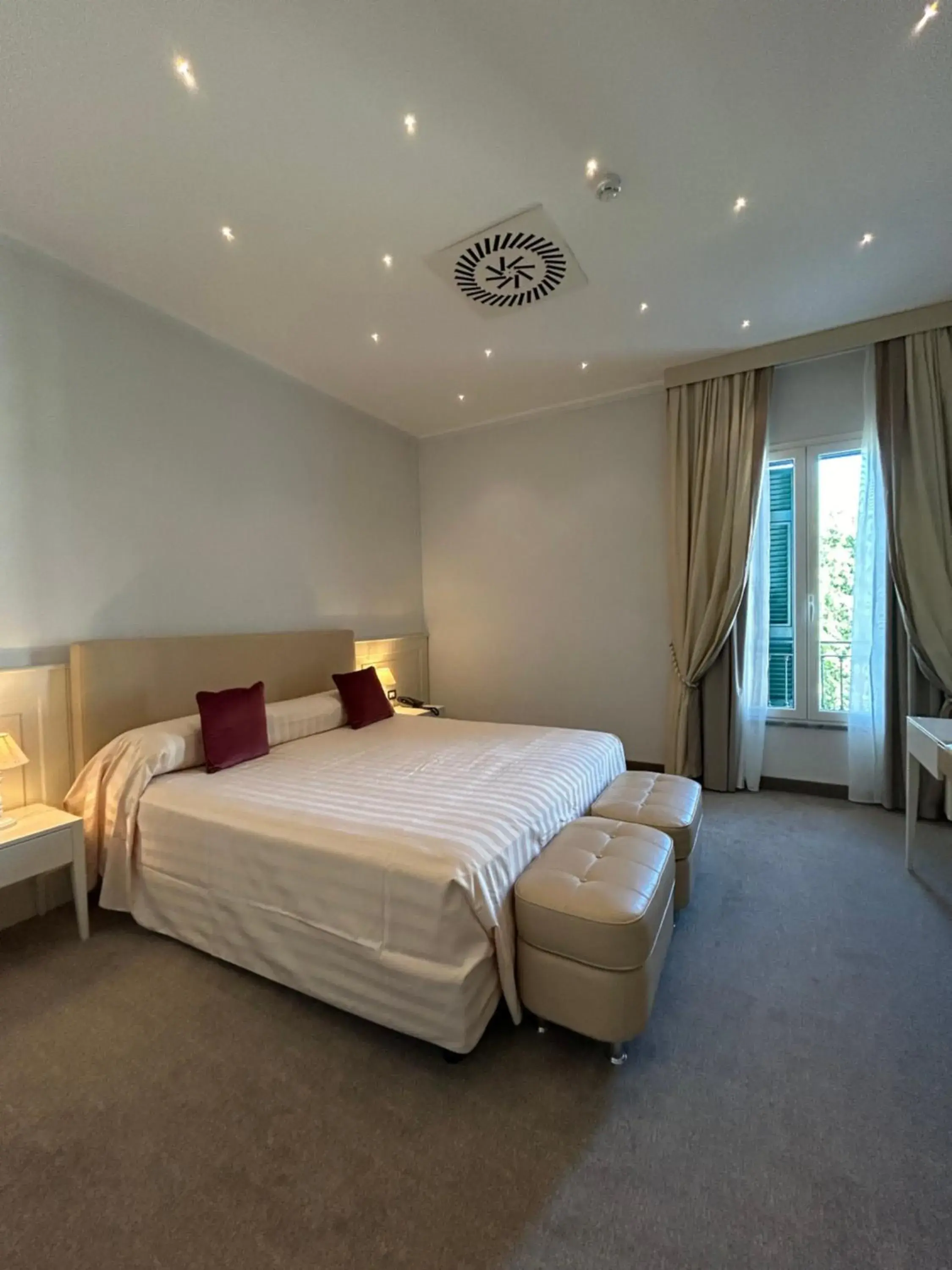 Large Double Room - single occupancy in Santa Caterina Park Hotel Large Double Room - single occupancy in Santa Caterina Park Hotel