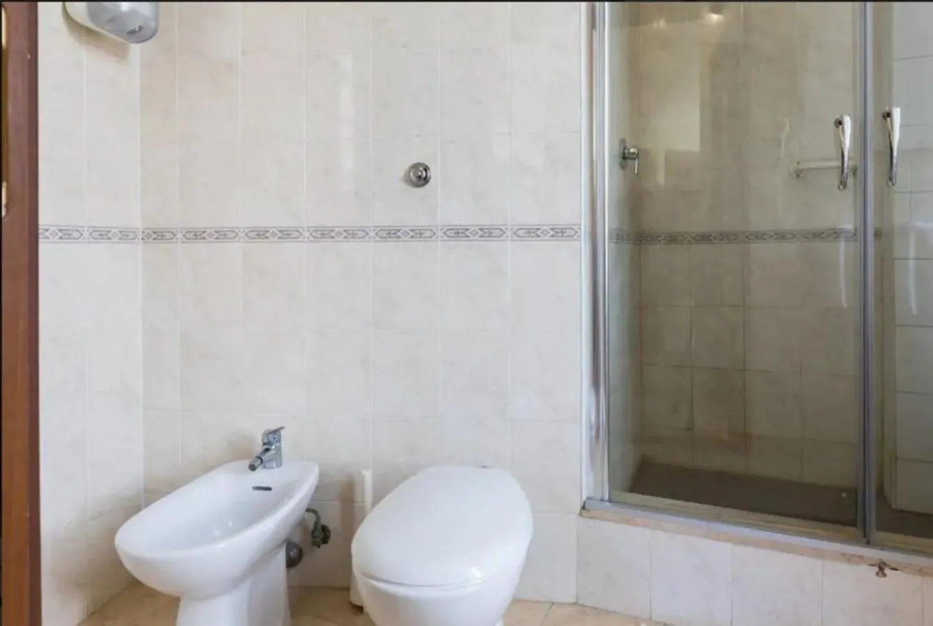 Bathroom in Alex Romano