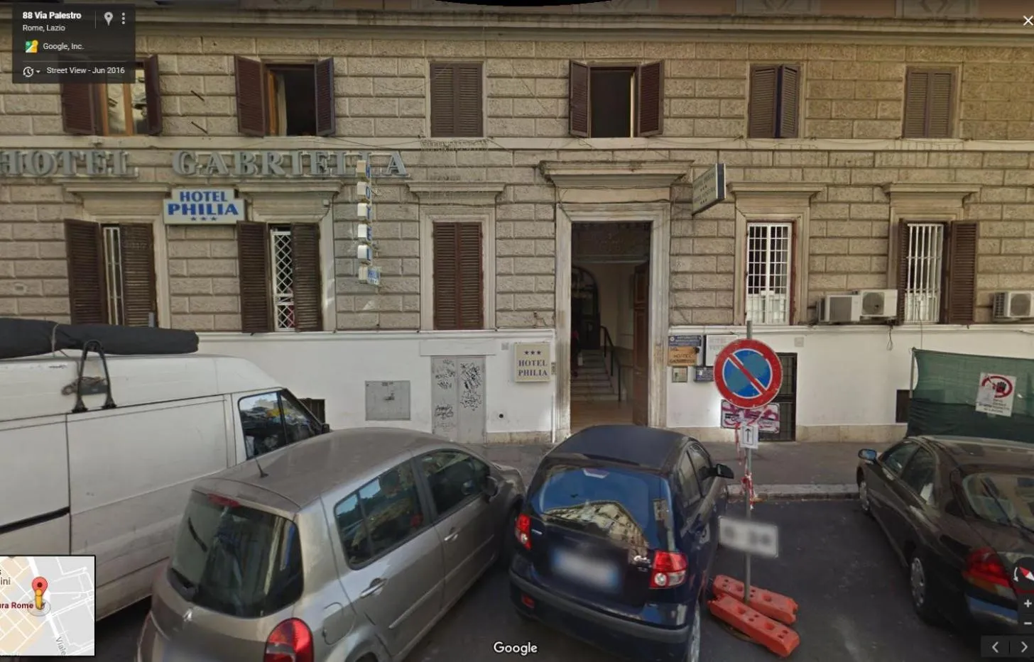 Facade/entrance in Alex Romano