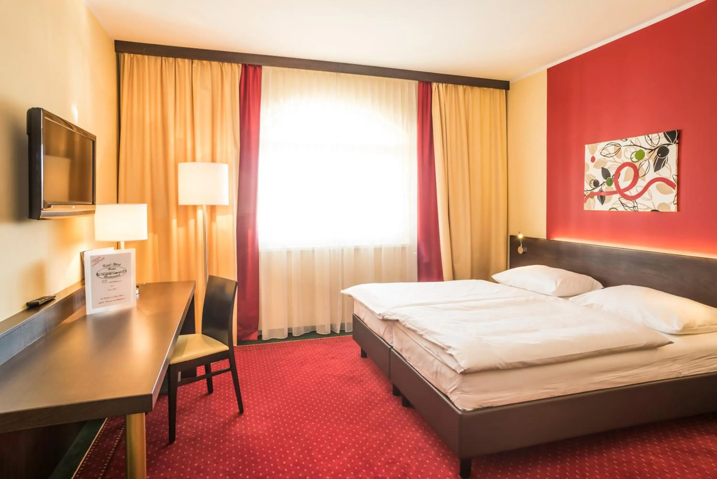 Double Room with Panoramic View - single occupancy in Hotel Karl-Wirt Double Room with Panoramic View - single occupancy in Hotel Karl-Wirt