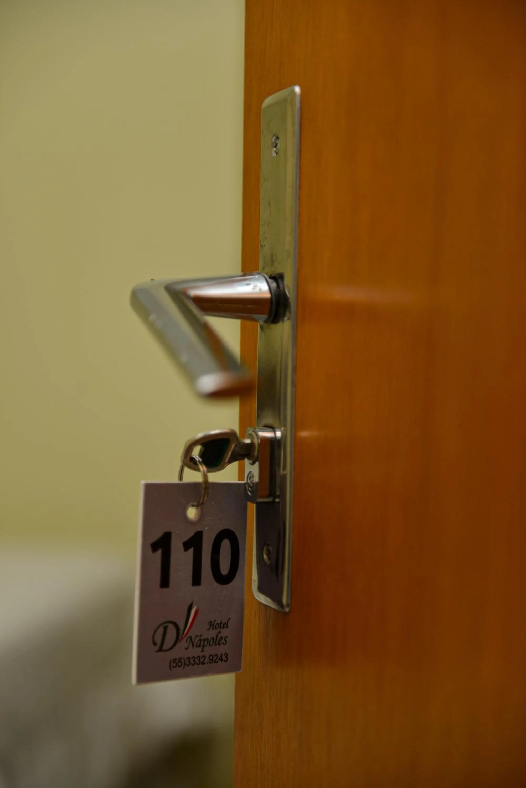 Bedroom in Hotel D'Nápoles