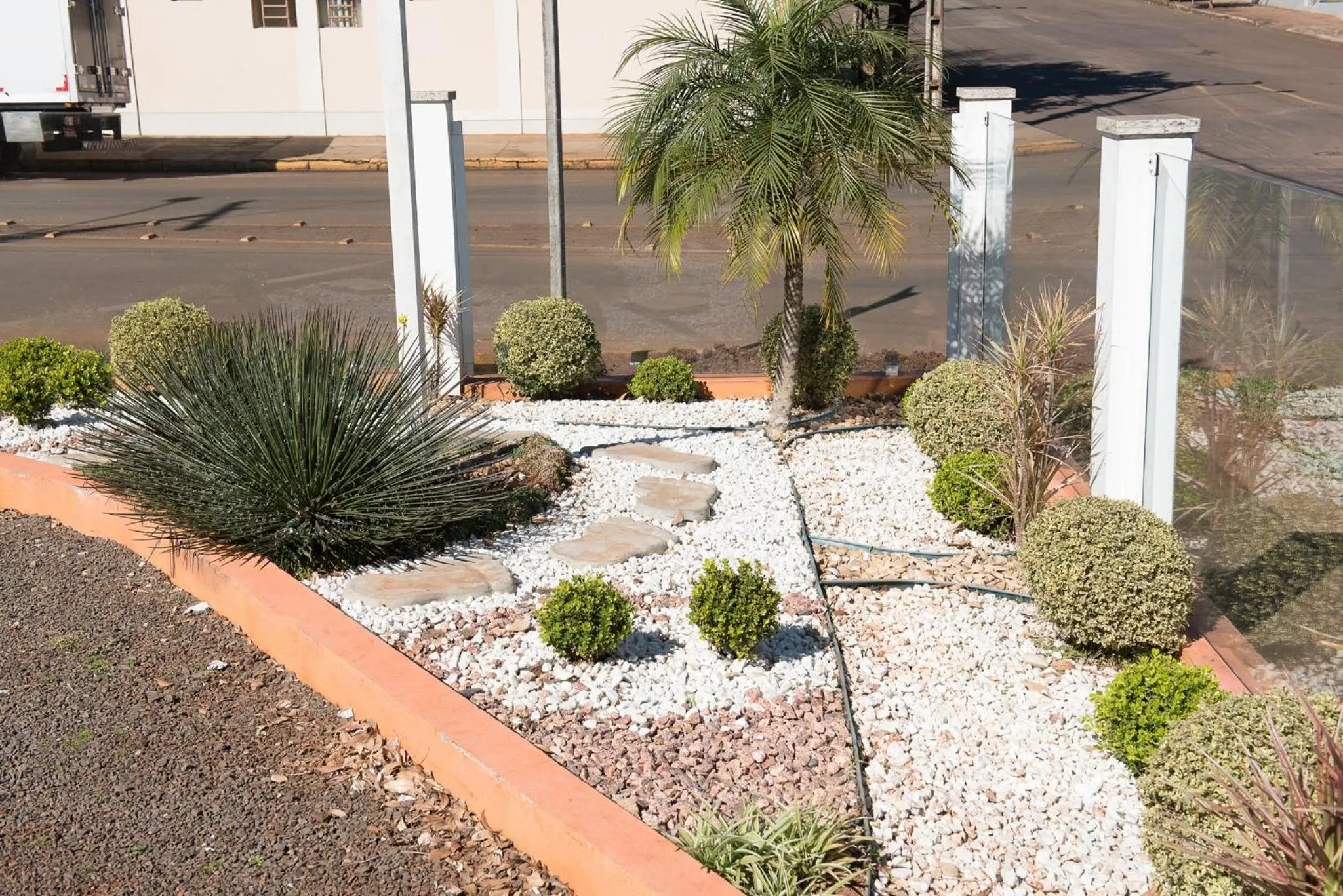 Property building in Hotel D'Nápoles