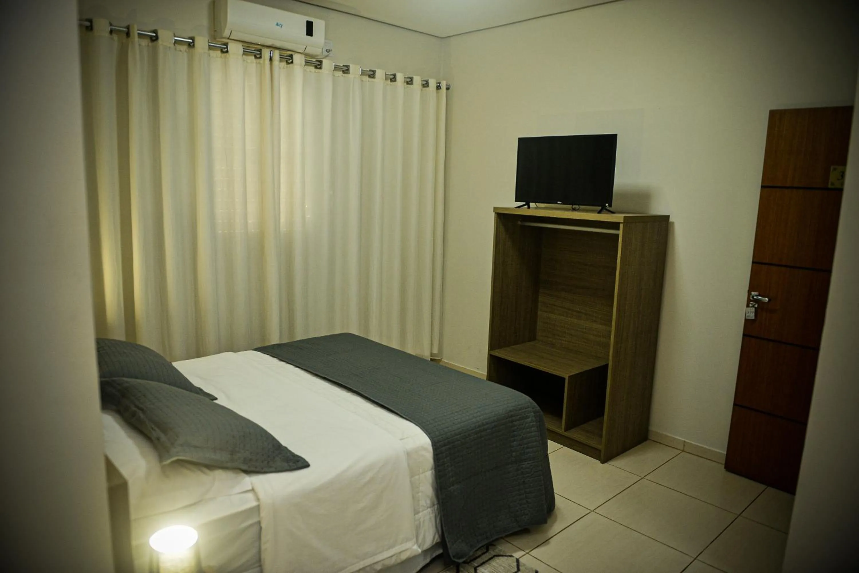 Bed in Hotel D'Nápoles