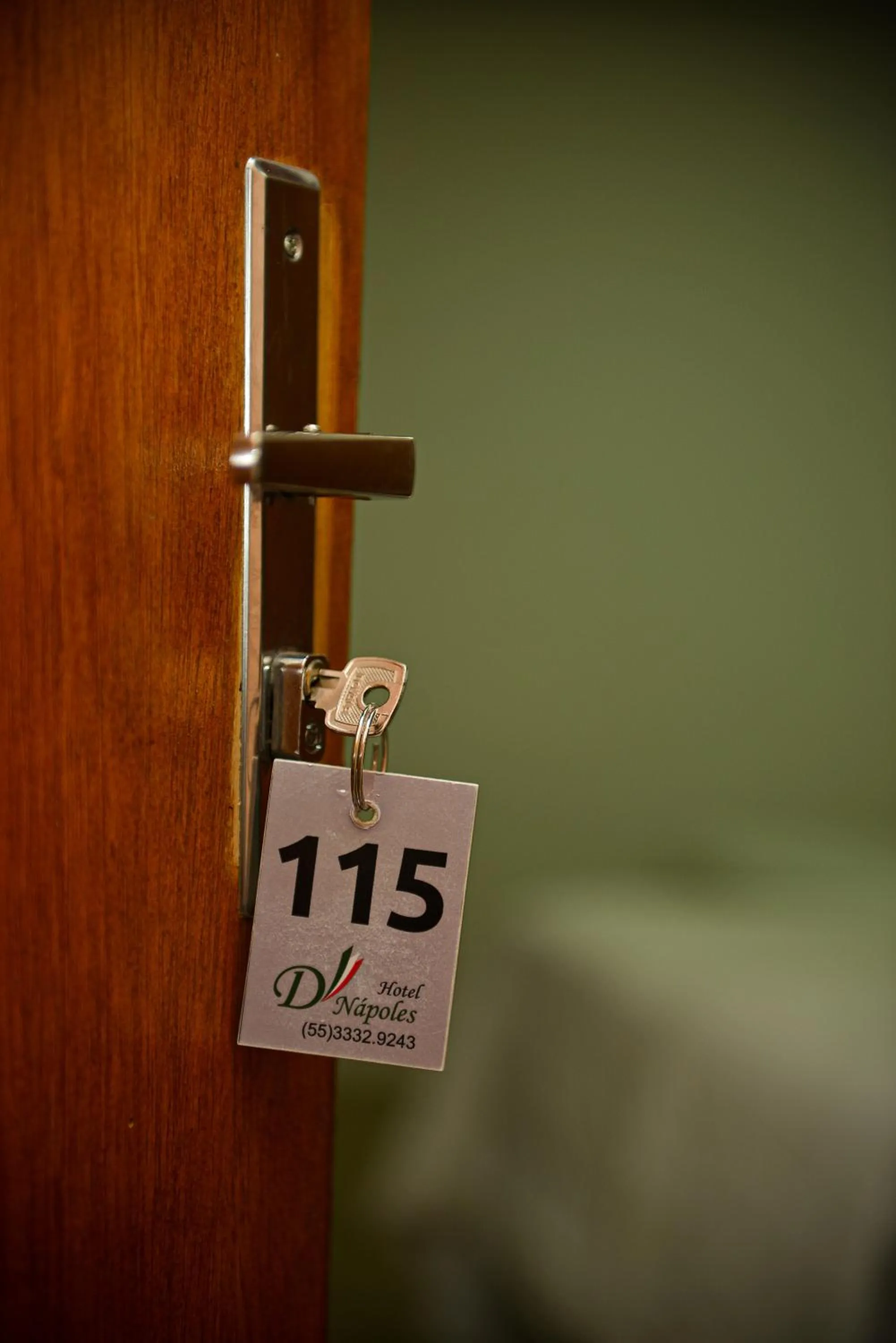 Bedroom in Hotel D'Nápoles