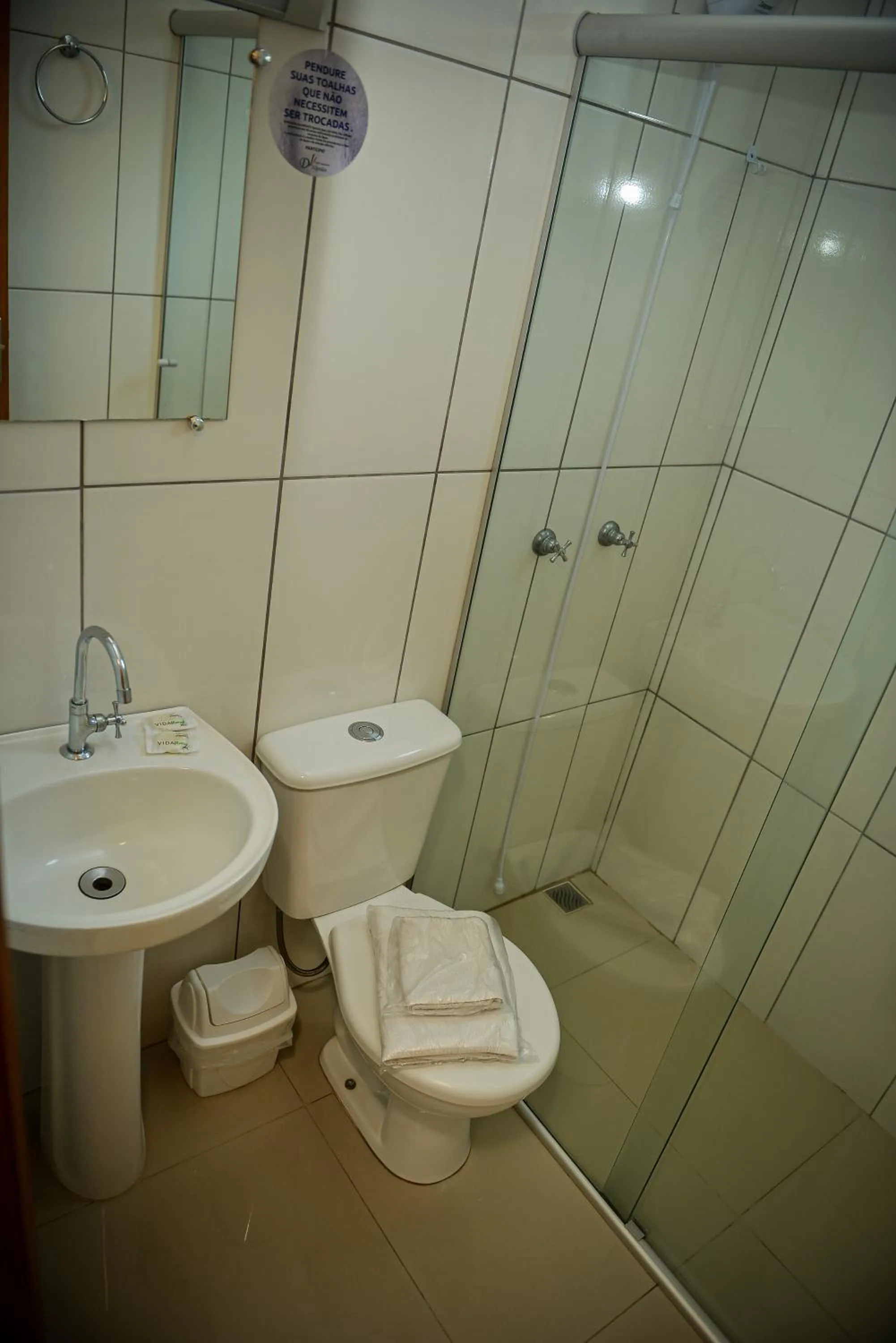 Bathroom in Hotel D'Nápoles