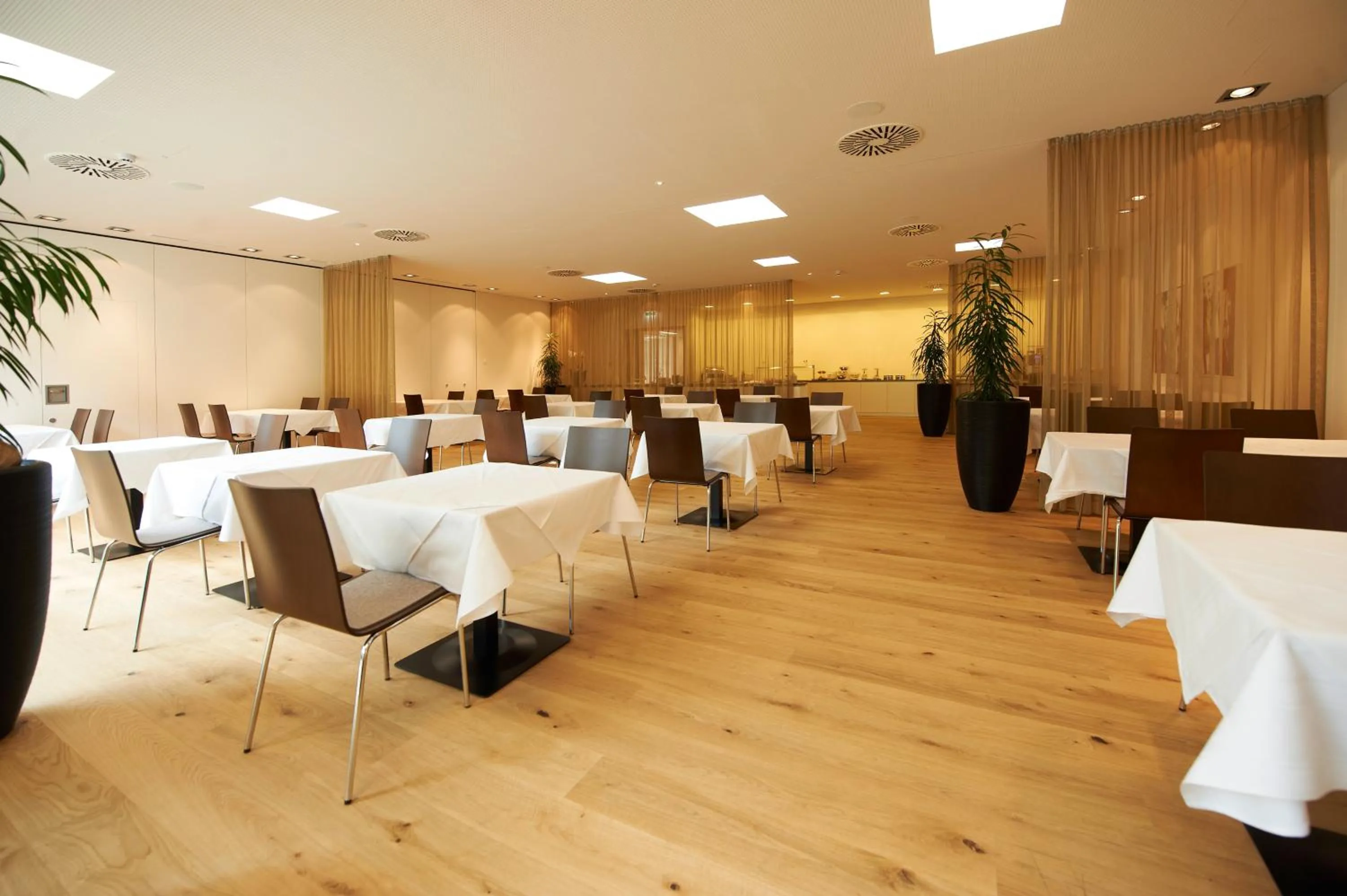 Restaurant/places to eat in Sternen Hotel Wolfurt