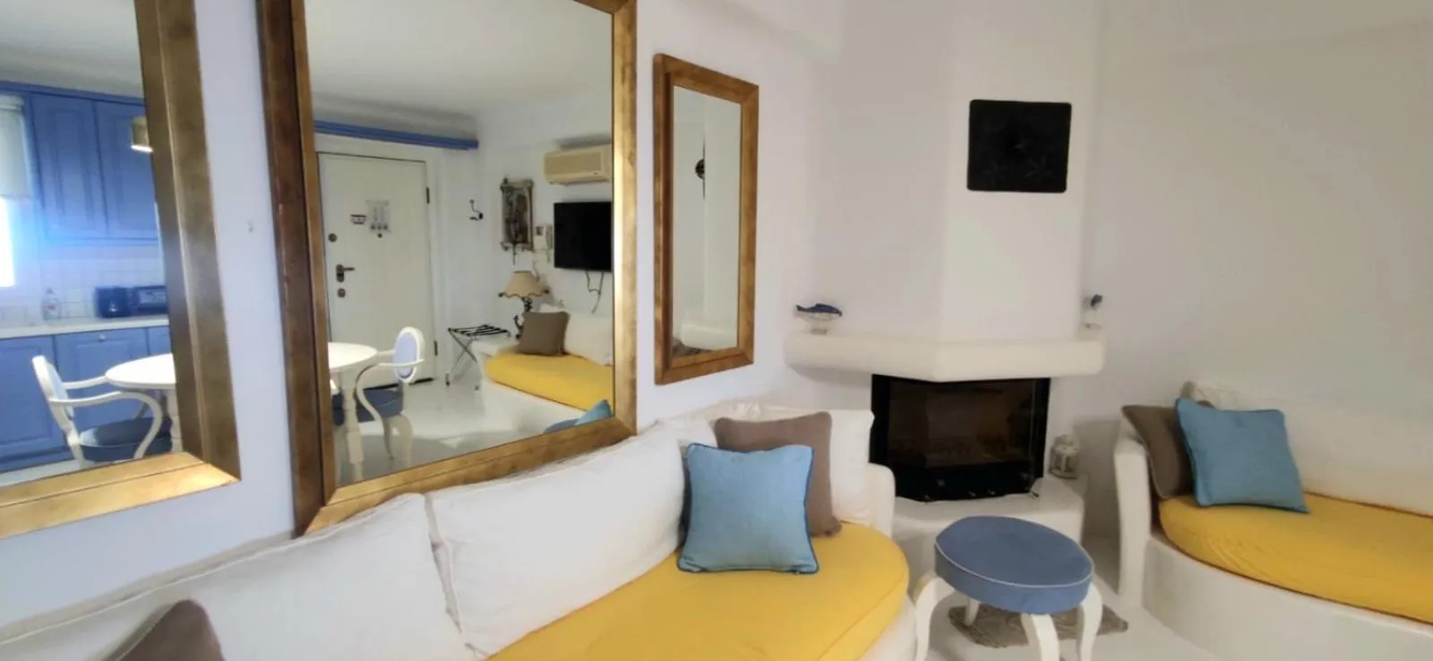 Mykonian Iros Suites & Villas