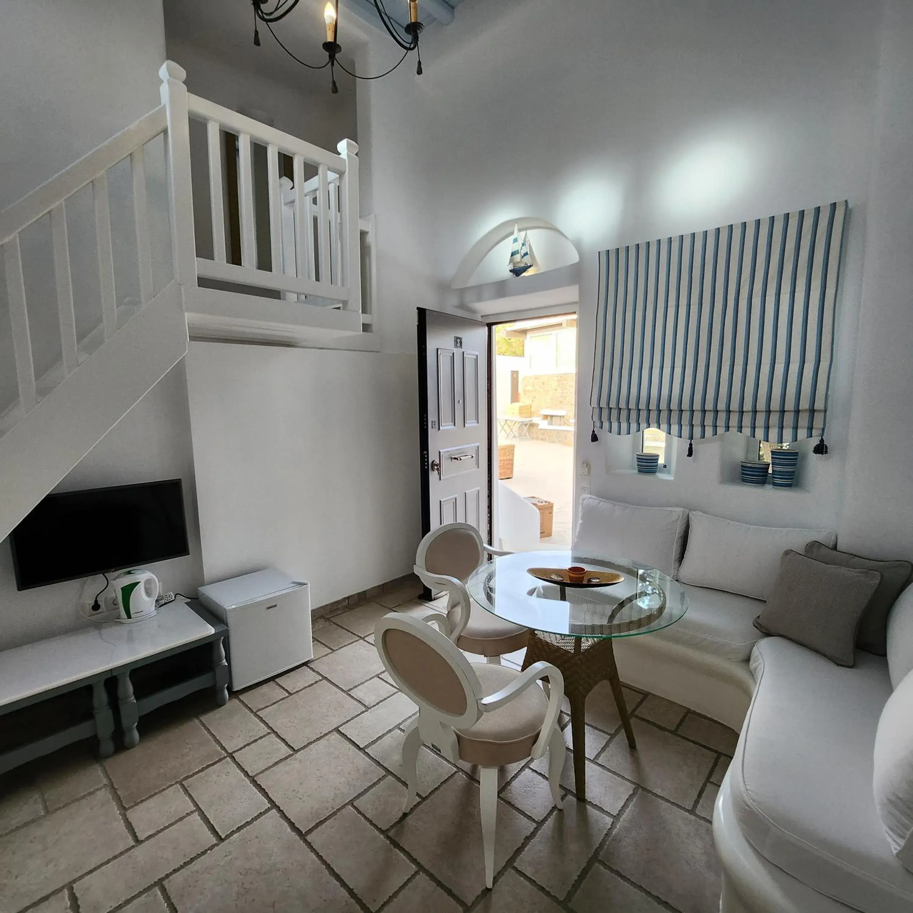 One-Bedroom Villa in Mykonian Iros Suites & Villas One-Bedroom Villa in Mykonian Iros Suites & Villas