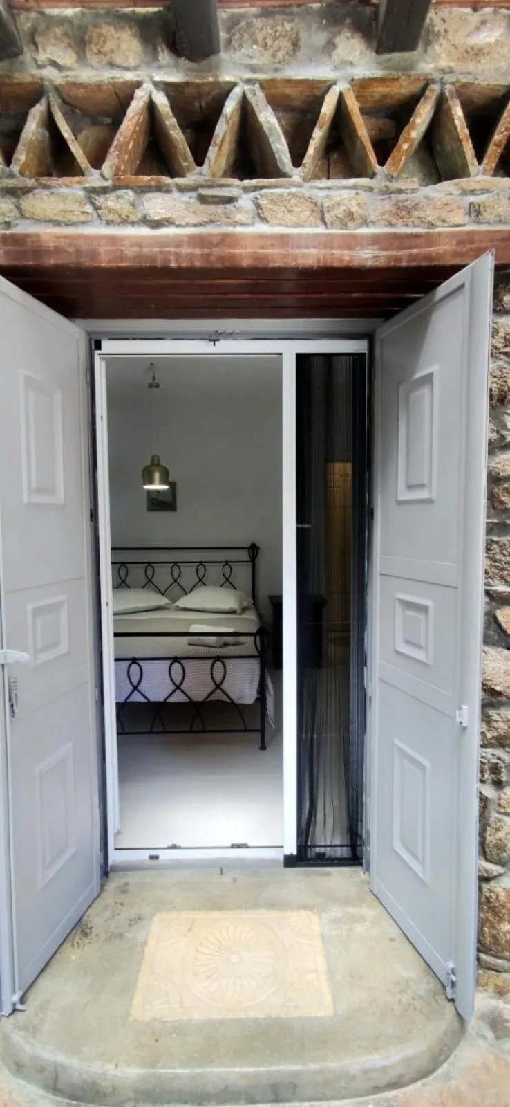 Mykonian Iros Suites & Villas