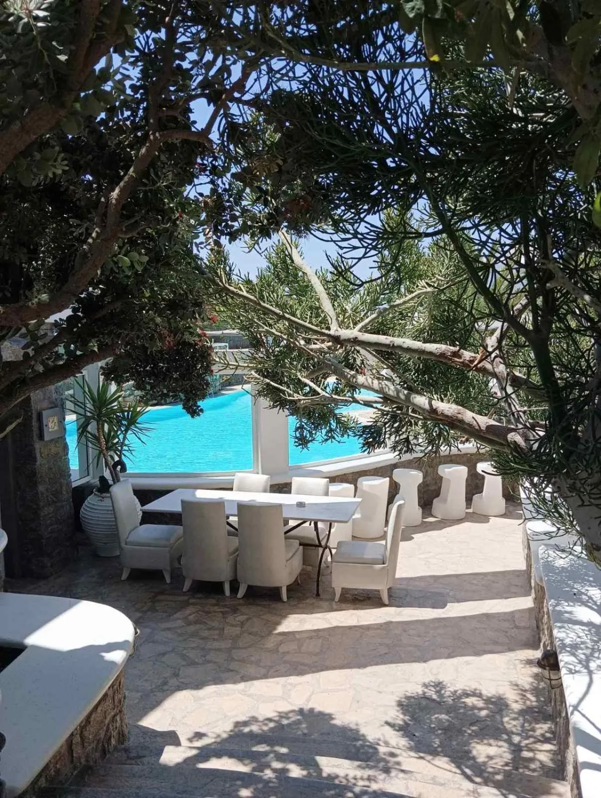 Mykonian Iros Suites & Villas