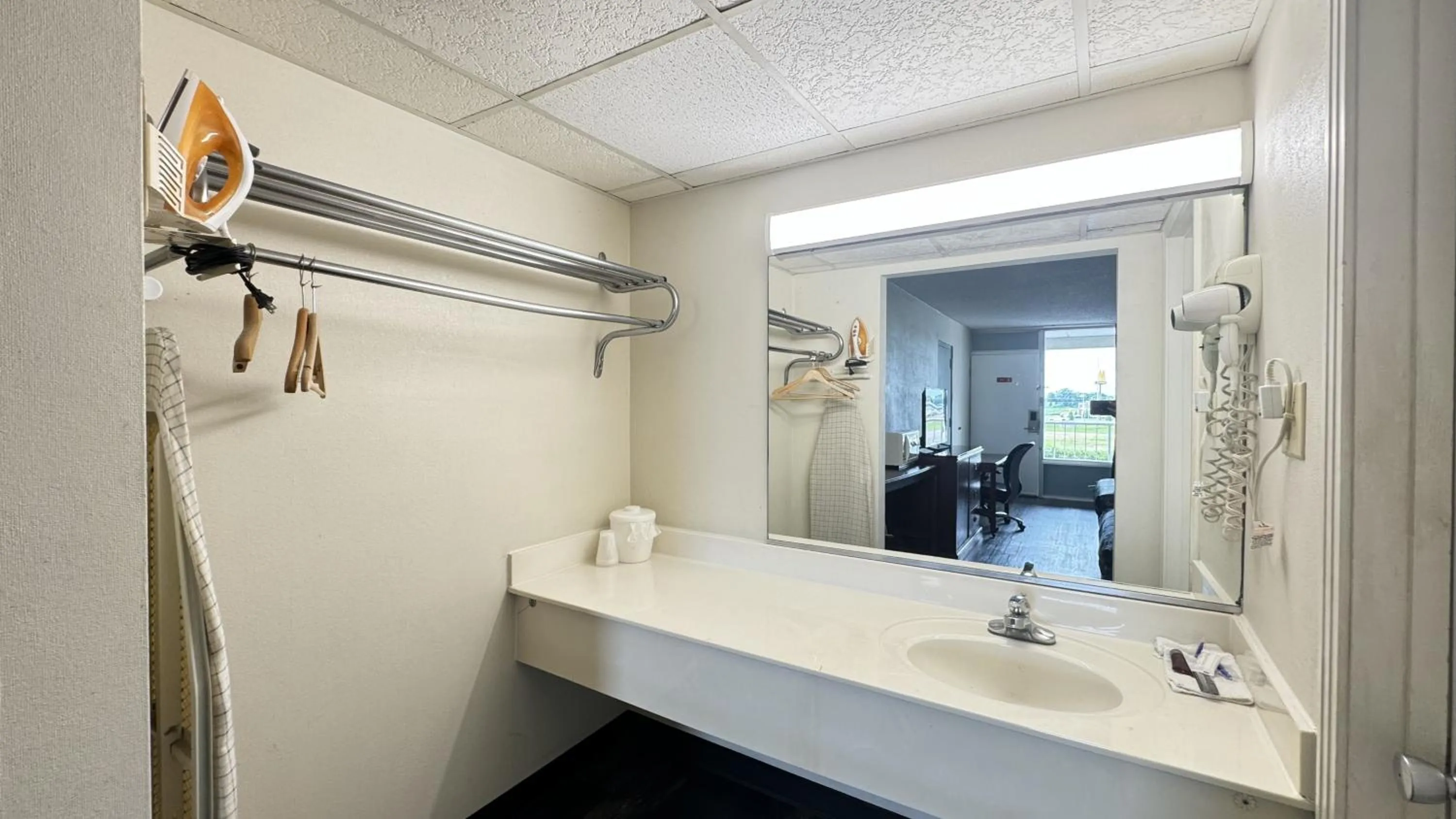 Hospitality House Union City I 69 US 51, TN