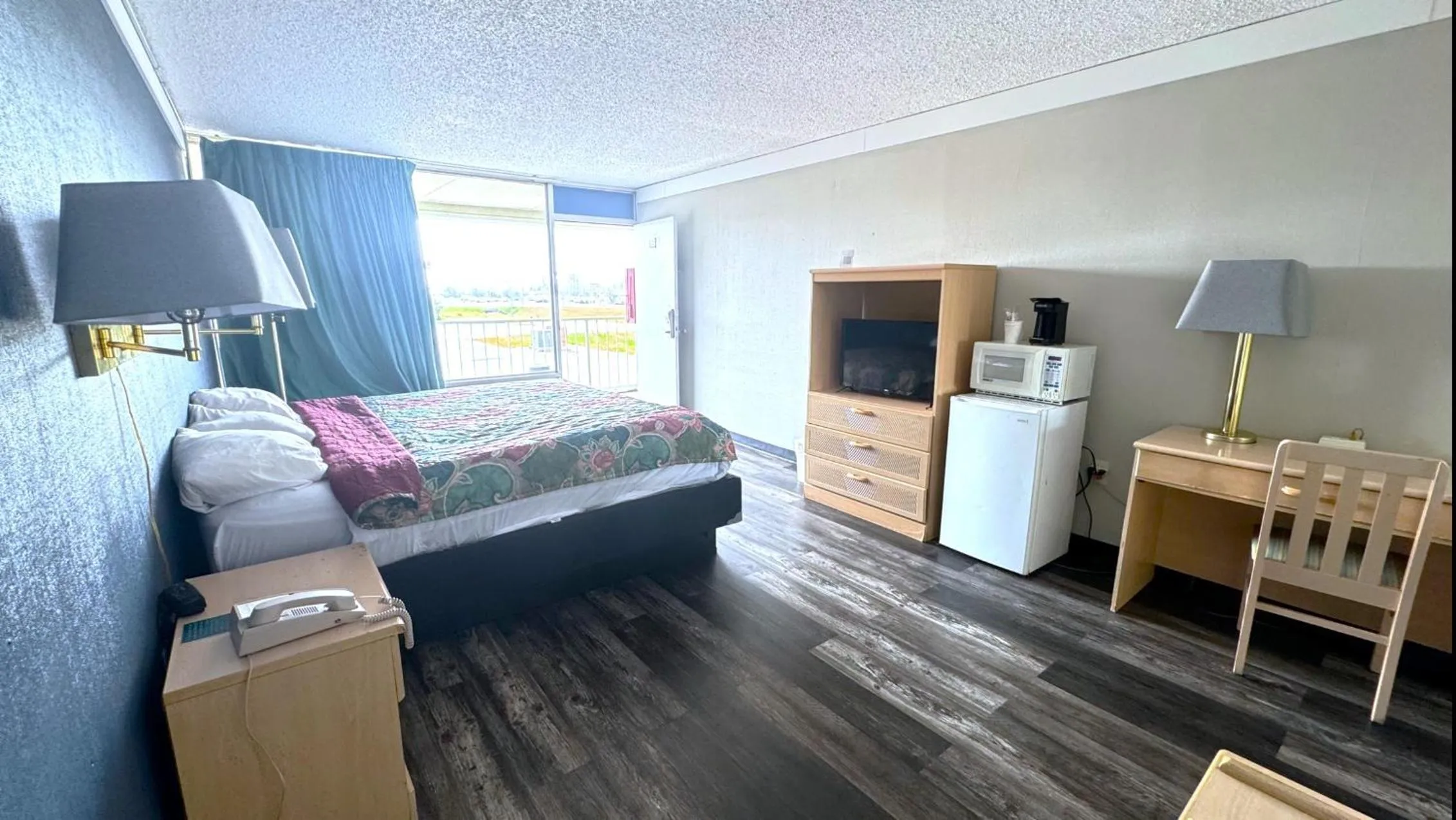 Bed in Hospitality House Union City I 69 US 51, TN