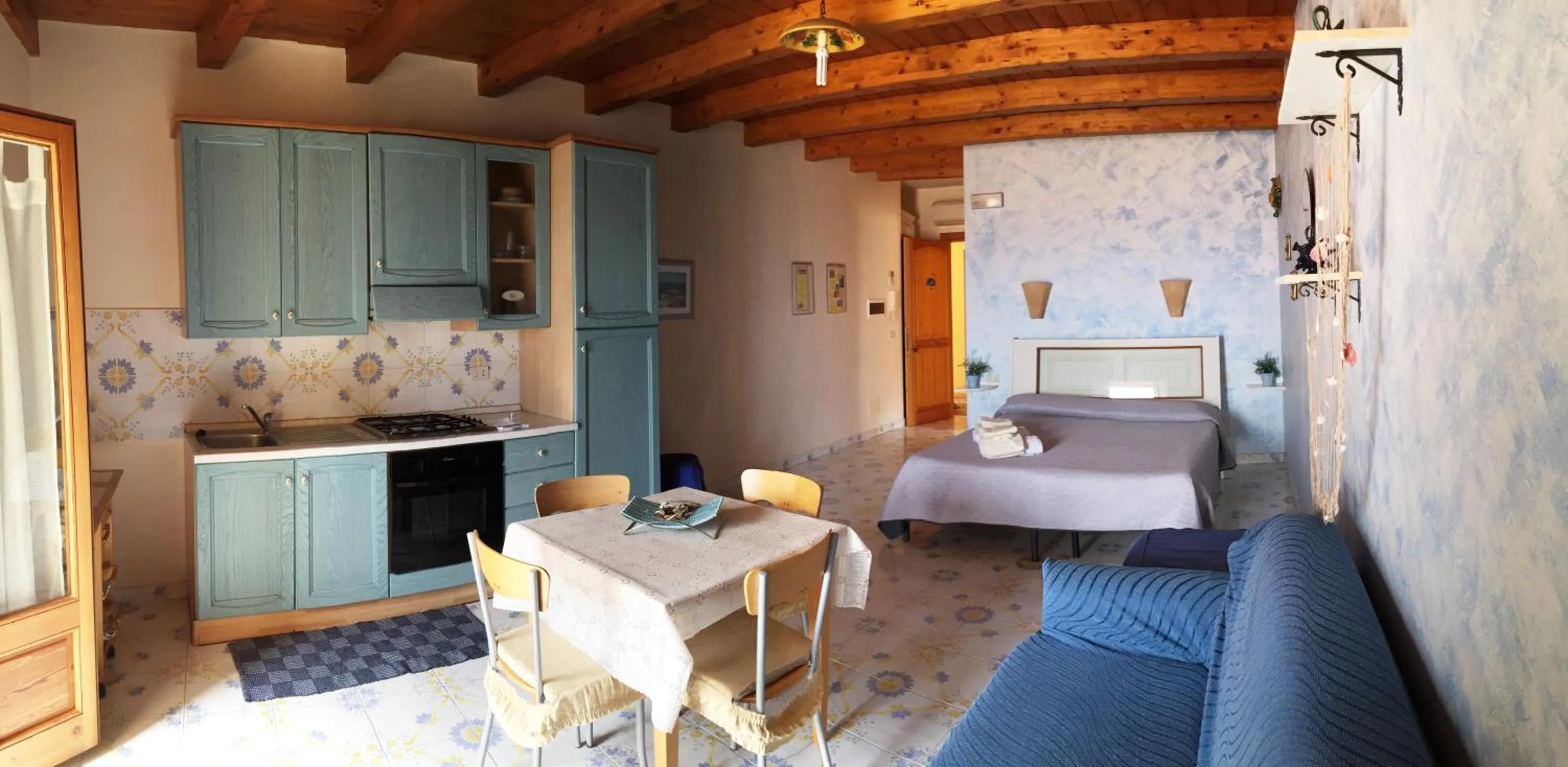 Kitchen or kitchenette in Casa Vela B&B