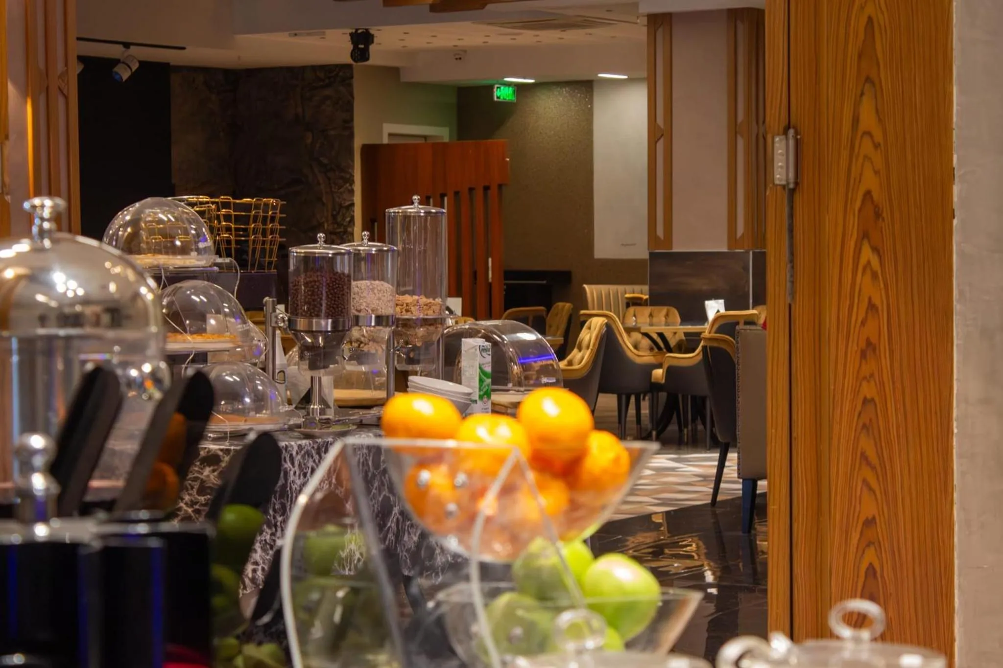 Restaurant/places to eat in Classy Suite Taksim