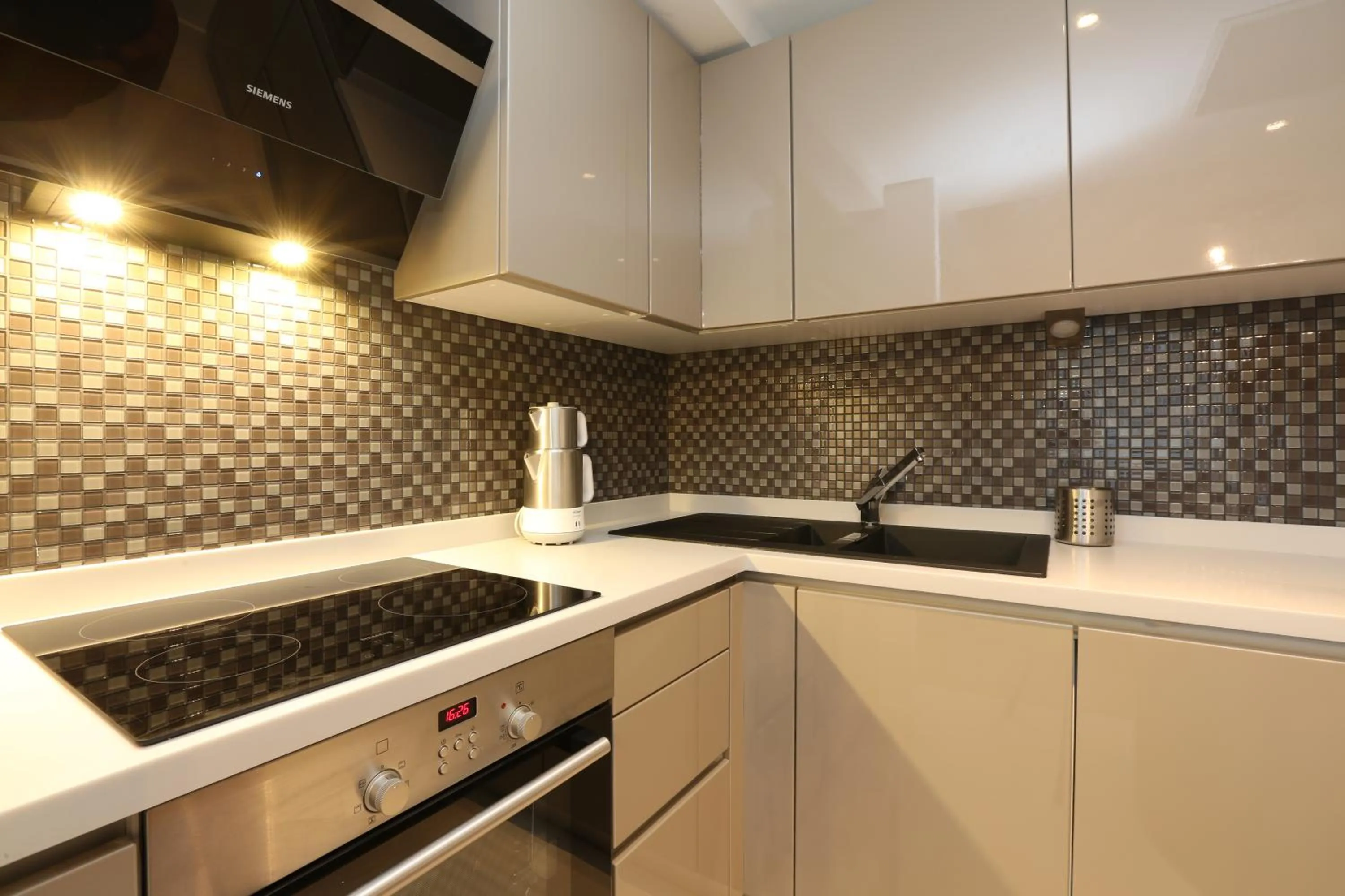 Kitchen or kitchenette in Classy Suite Taksim