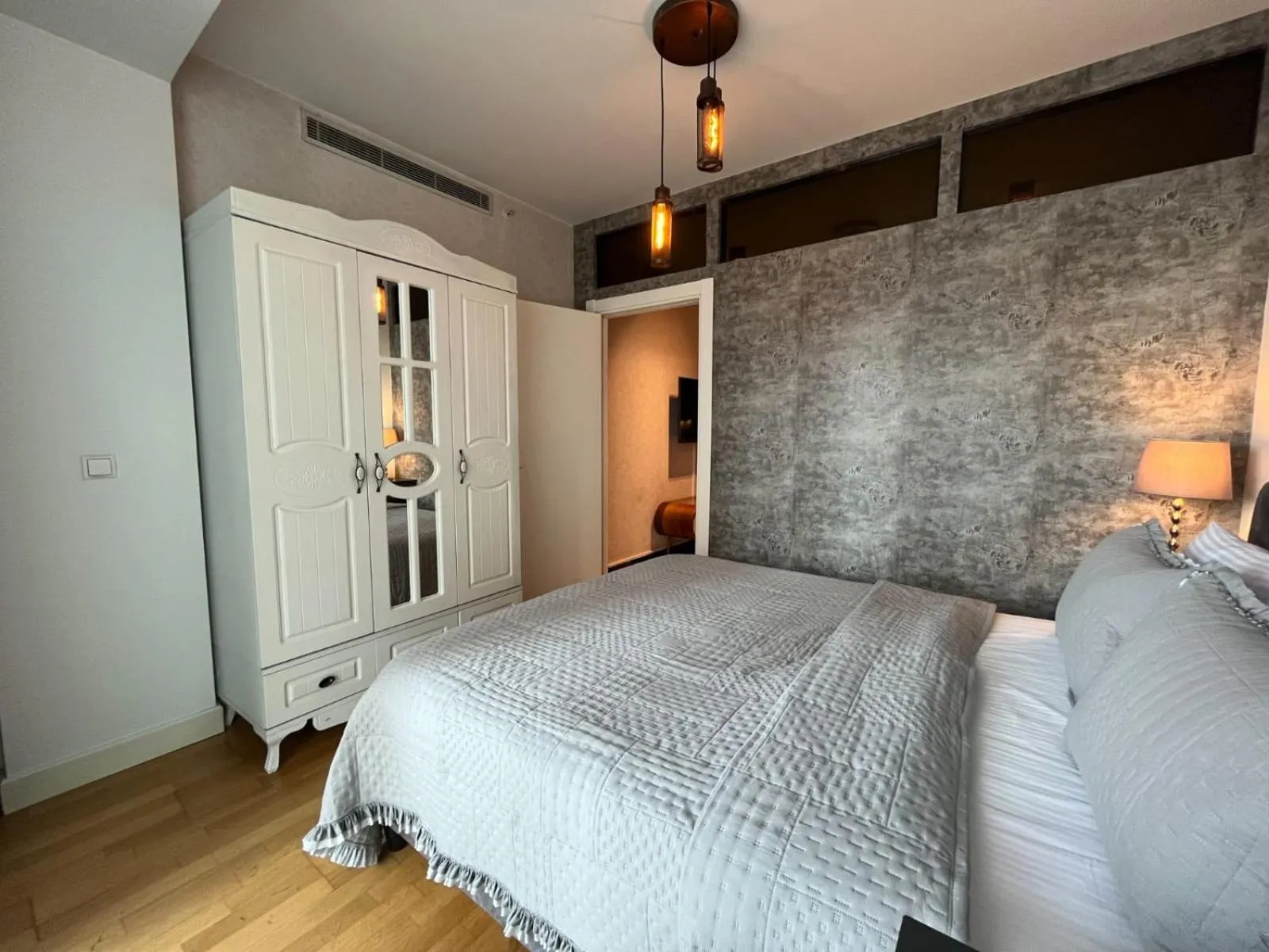 Bed in Classy Suite Taksim