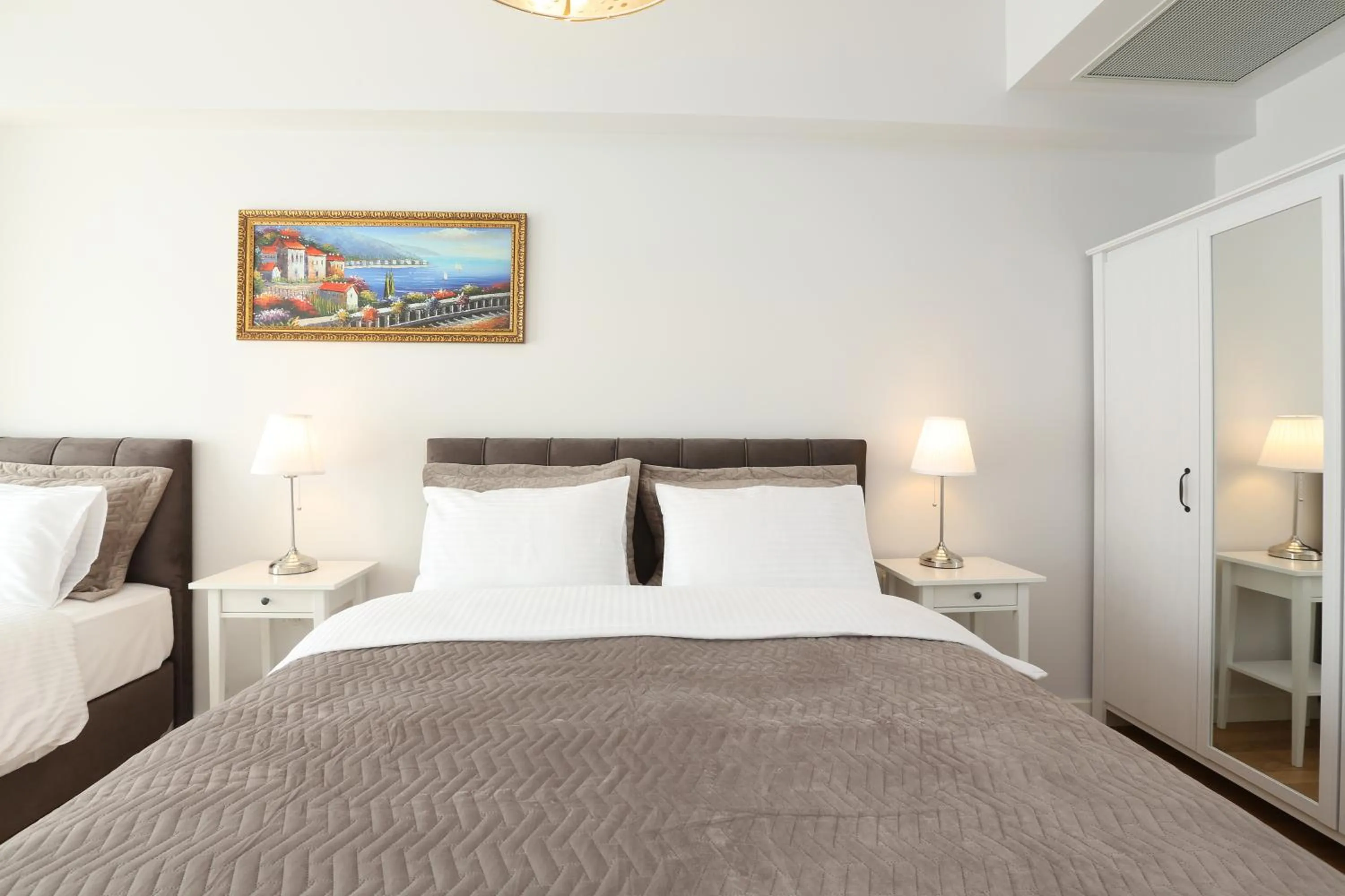 Property building, Bed in Classy Suite Taksim