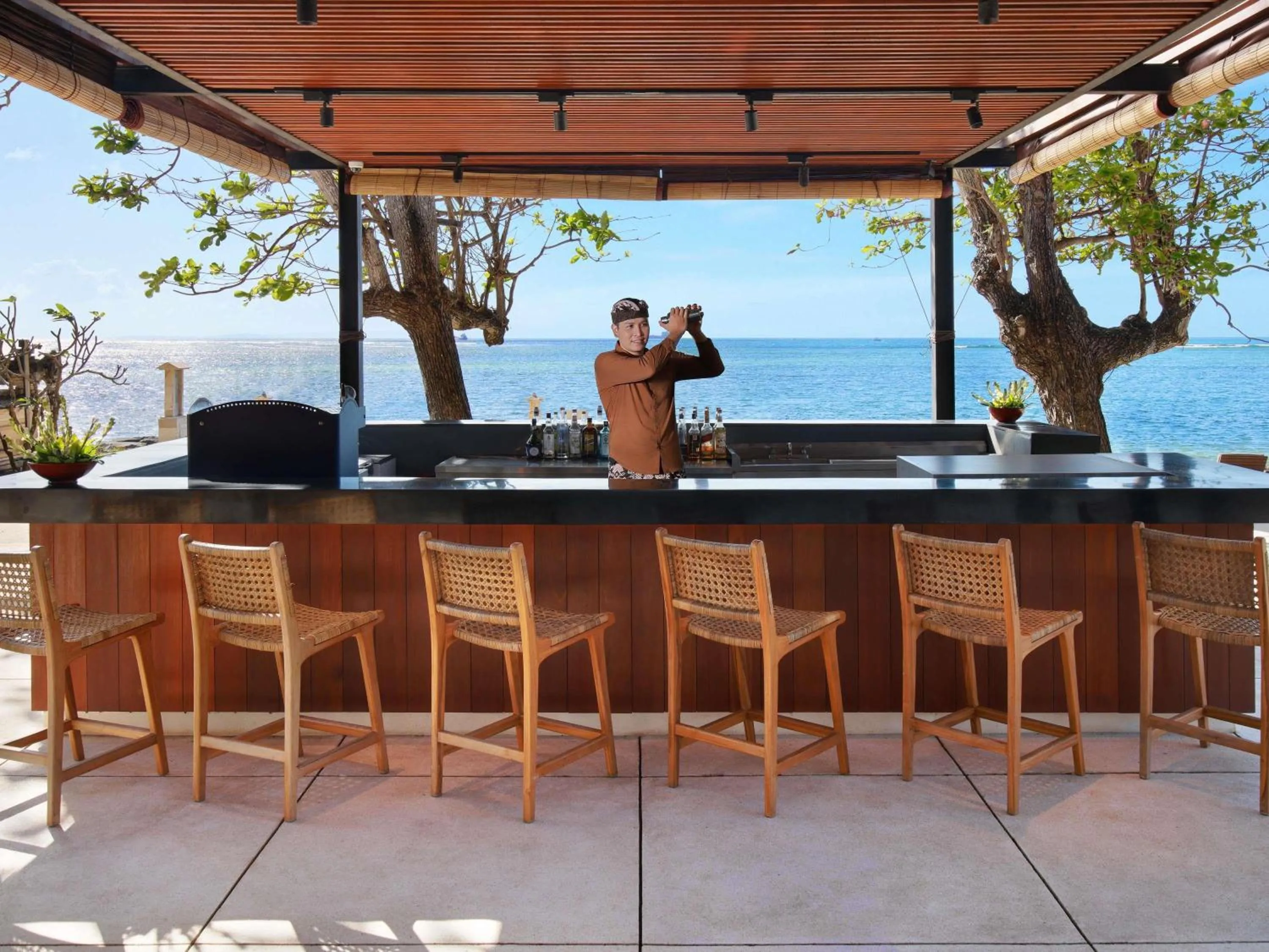 Restaurant/places to eat in Novotel Bali Benoa