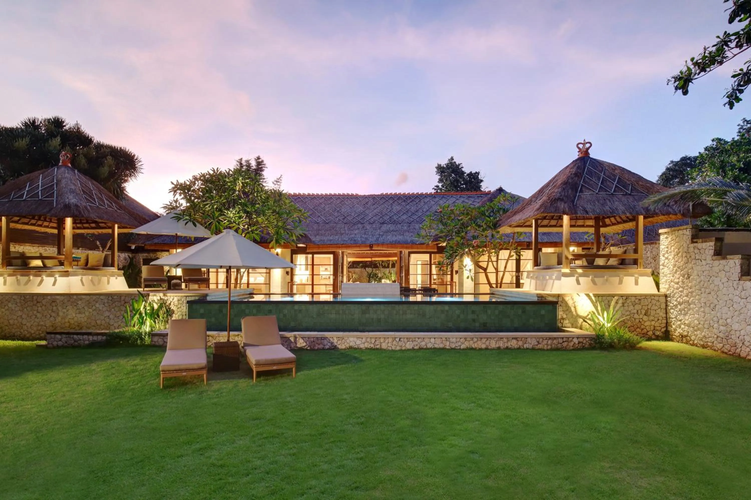 Garden in Novotel Bali Benoa