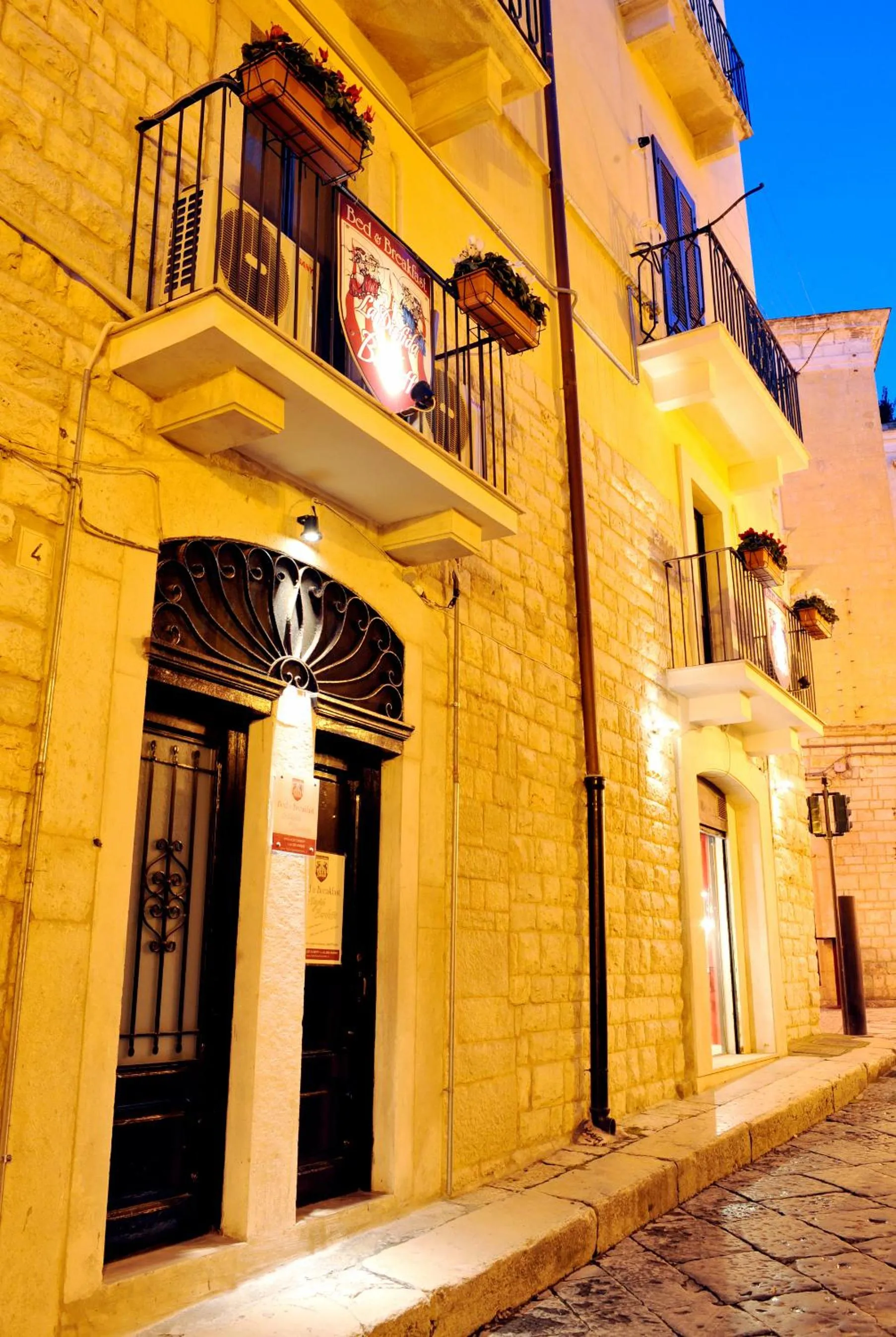 Facade/entrance in La Disfida Di Barletta
