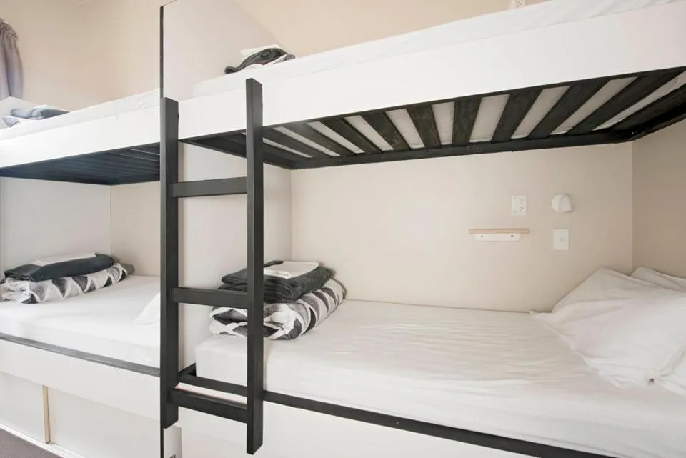 Bed in Bridge Backpackers