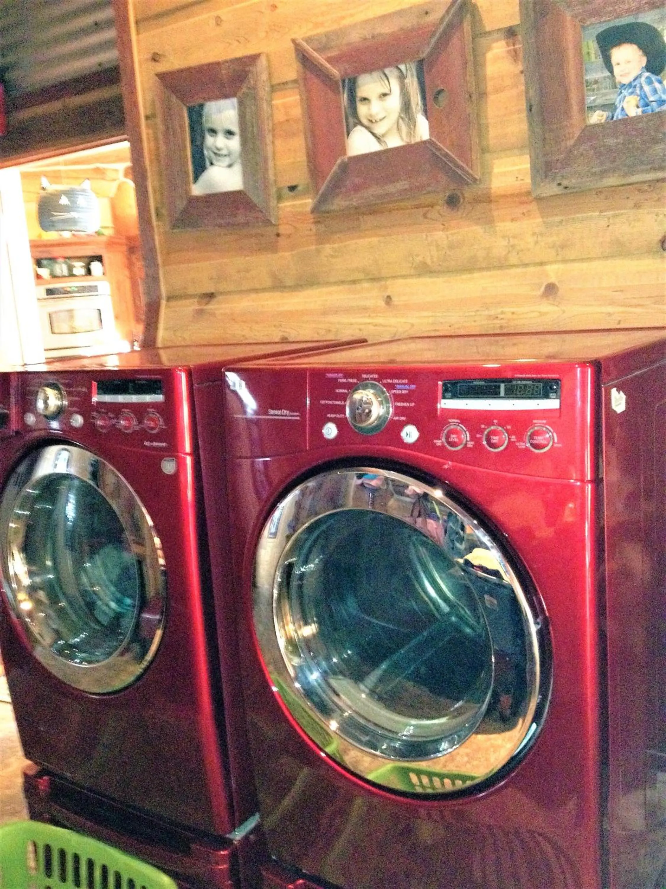 McDonald's Ranch Lodge