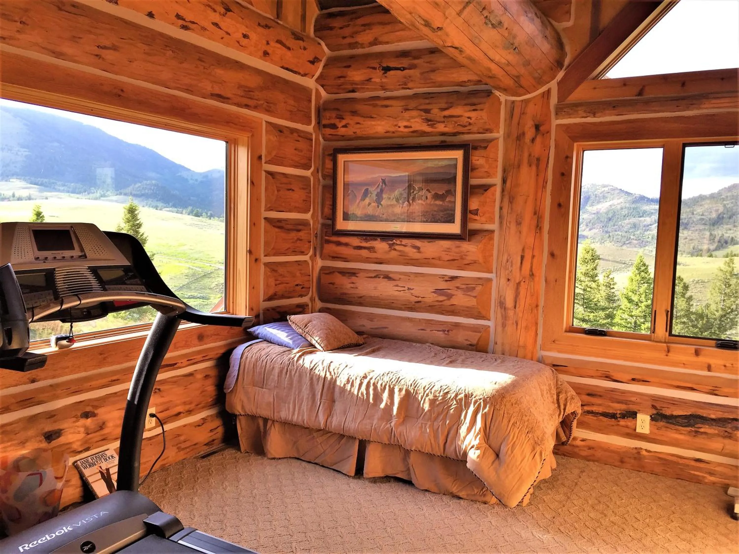 McDonald's Ranch Lodge