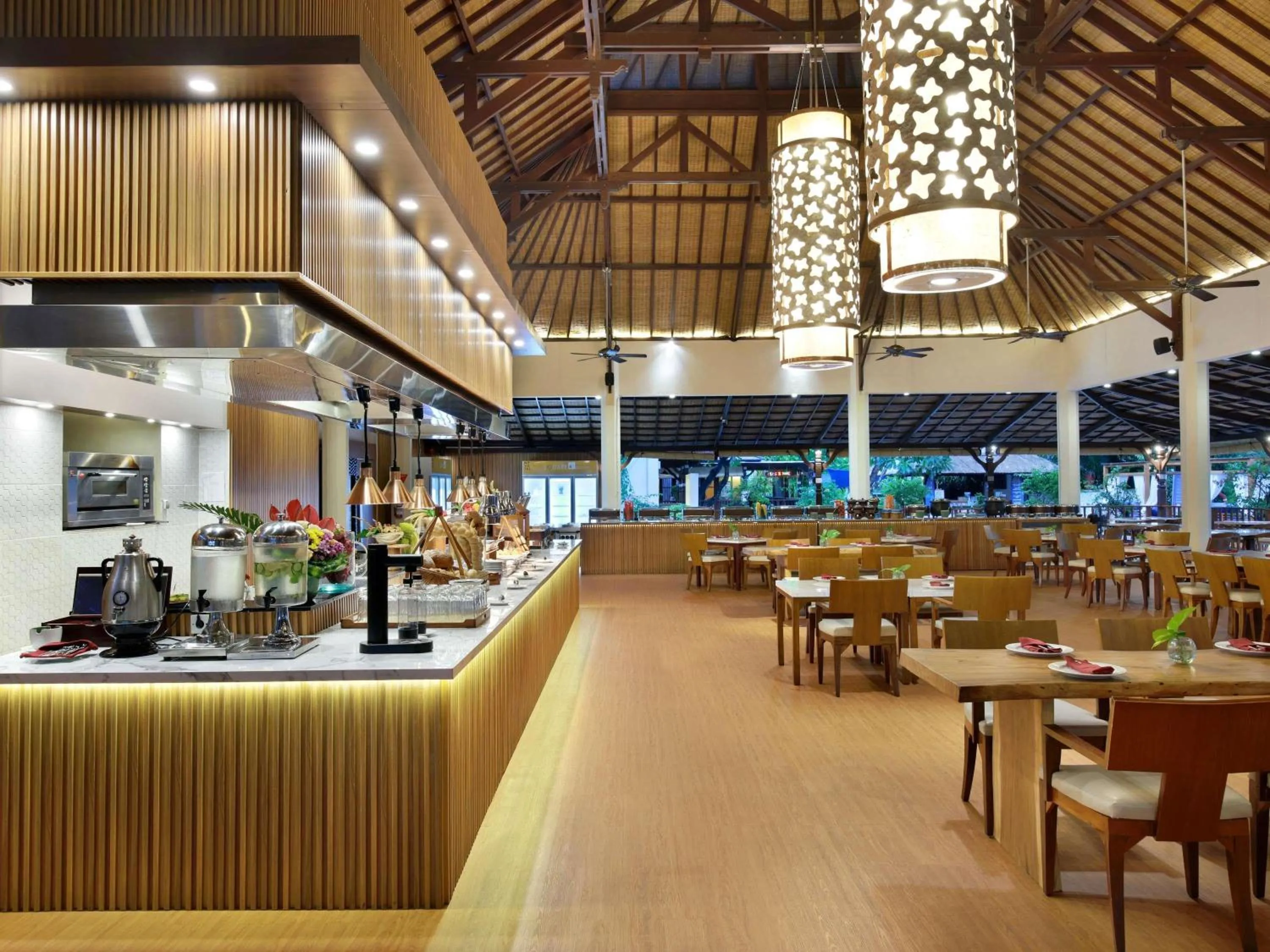 Restaurant/places to eat in Novotel Bali Nusa Dua
