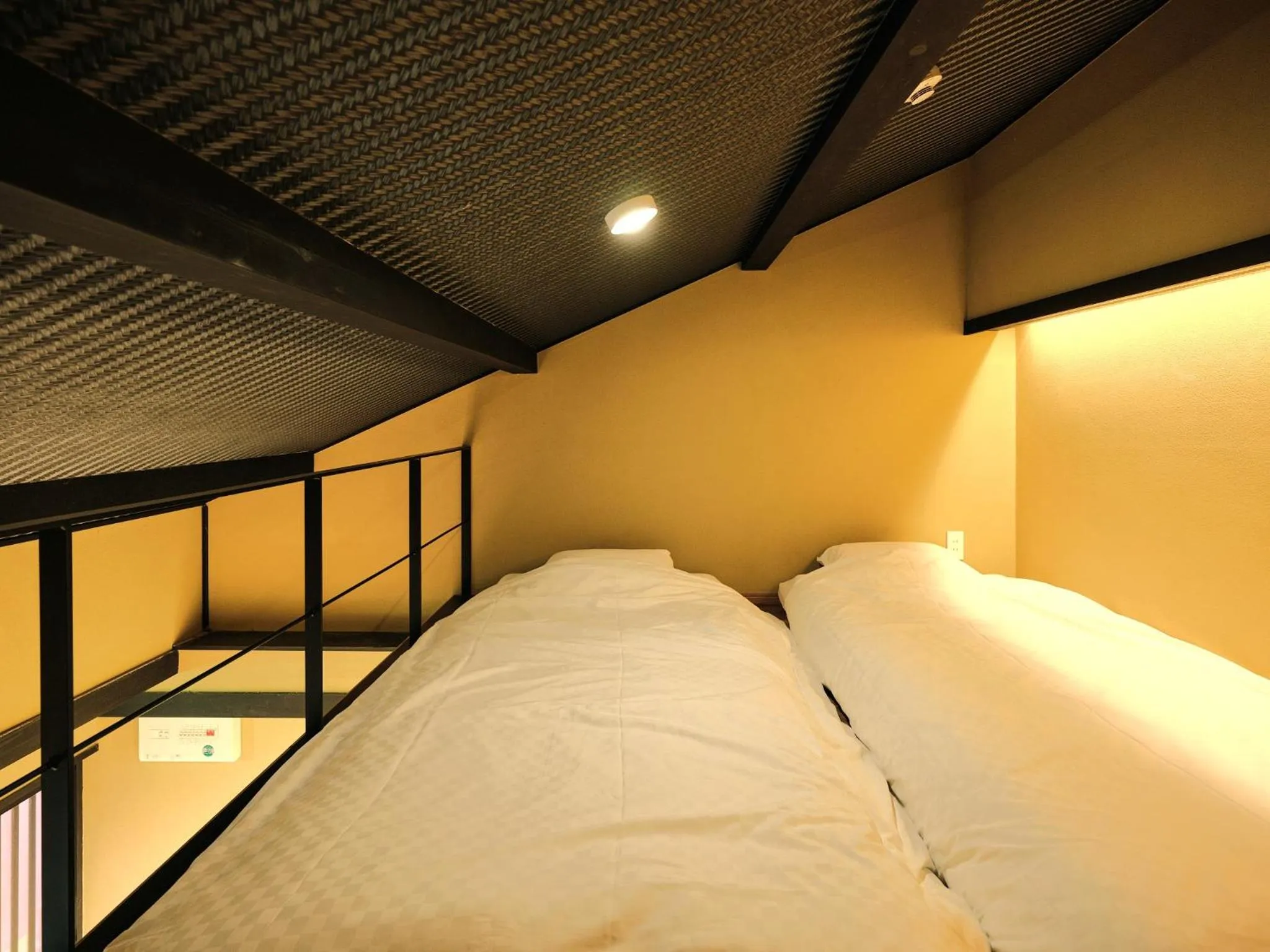 Bed in Tsumugi Hachijo Muromachi