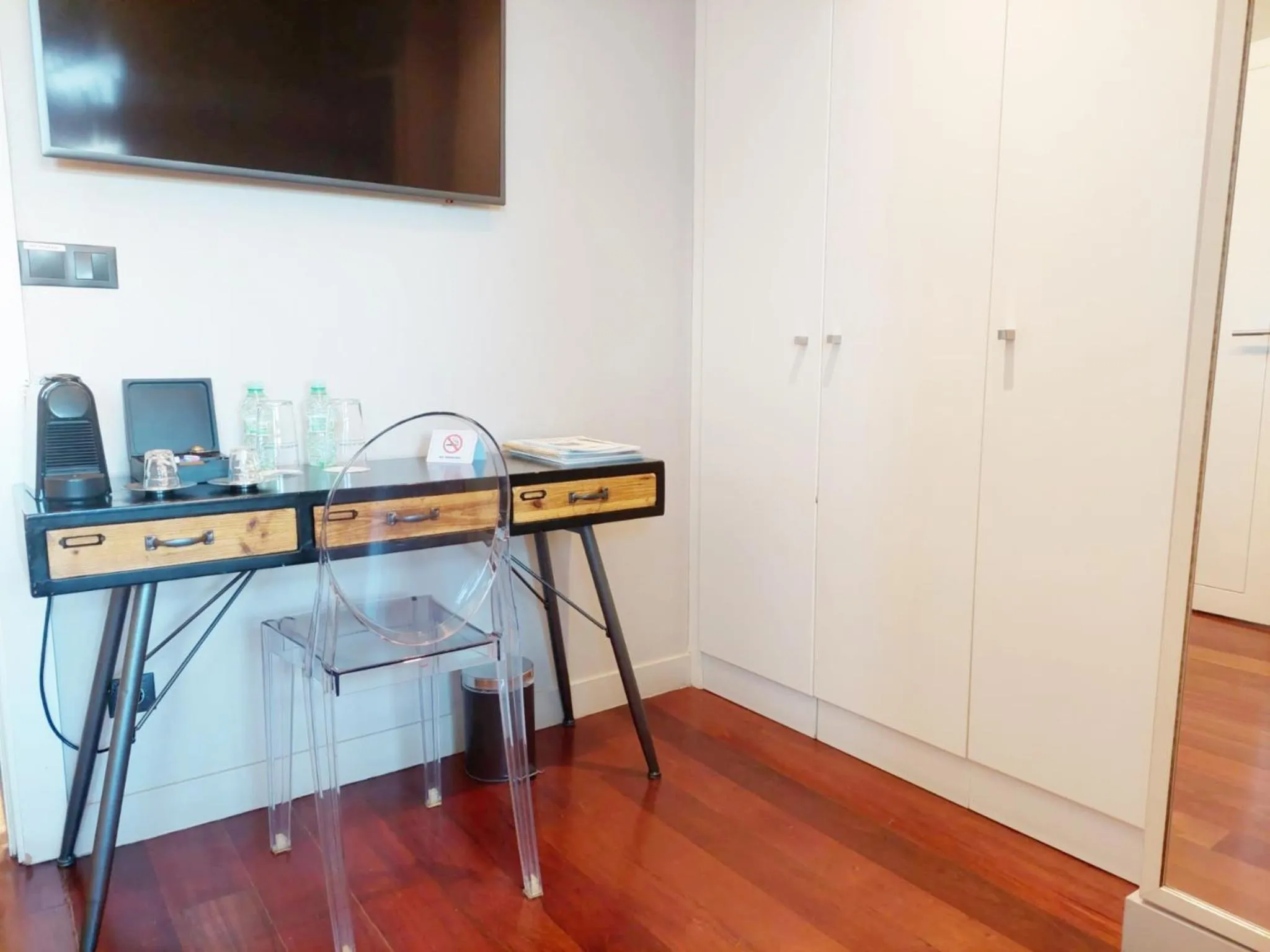 TV and multimedia in Hotel O Semaforo