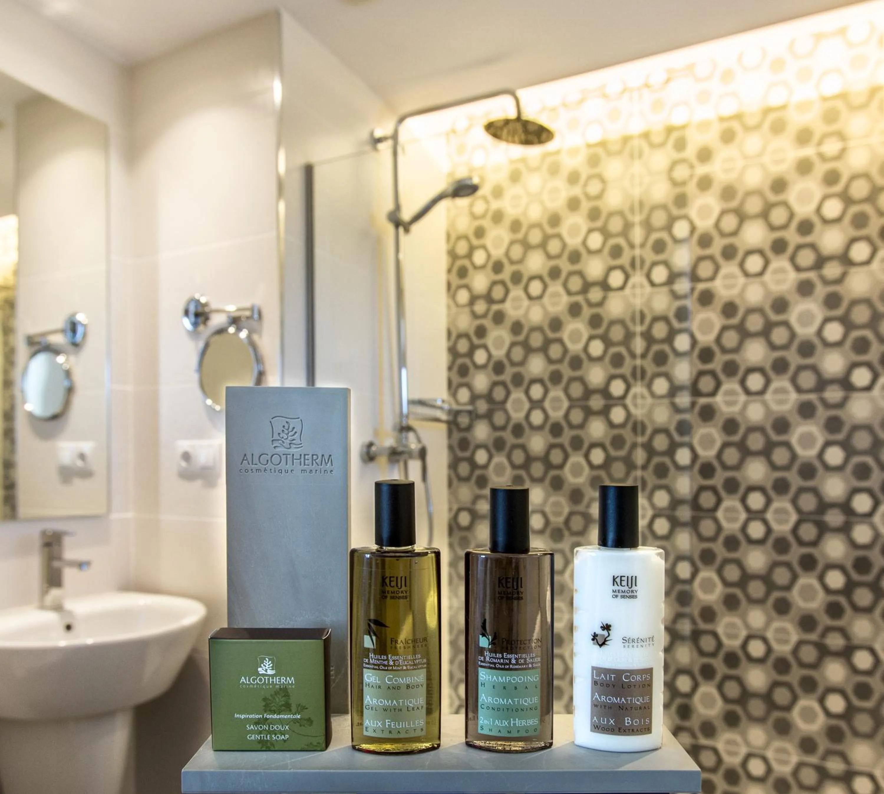 Decorative detail in Hotel O Semaforo