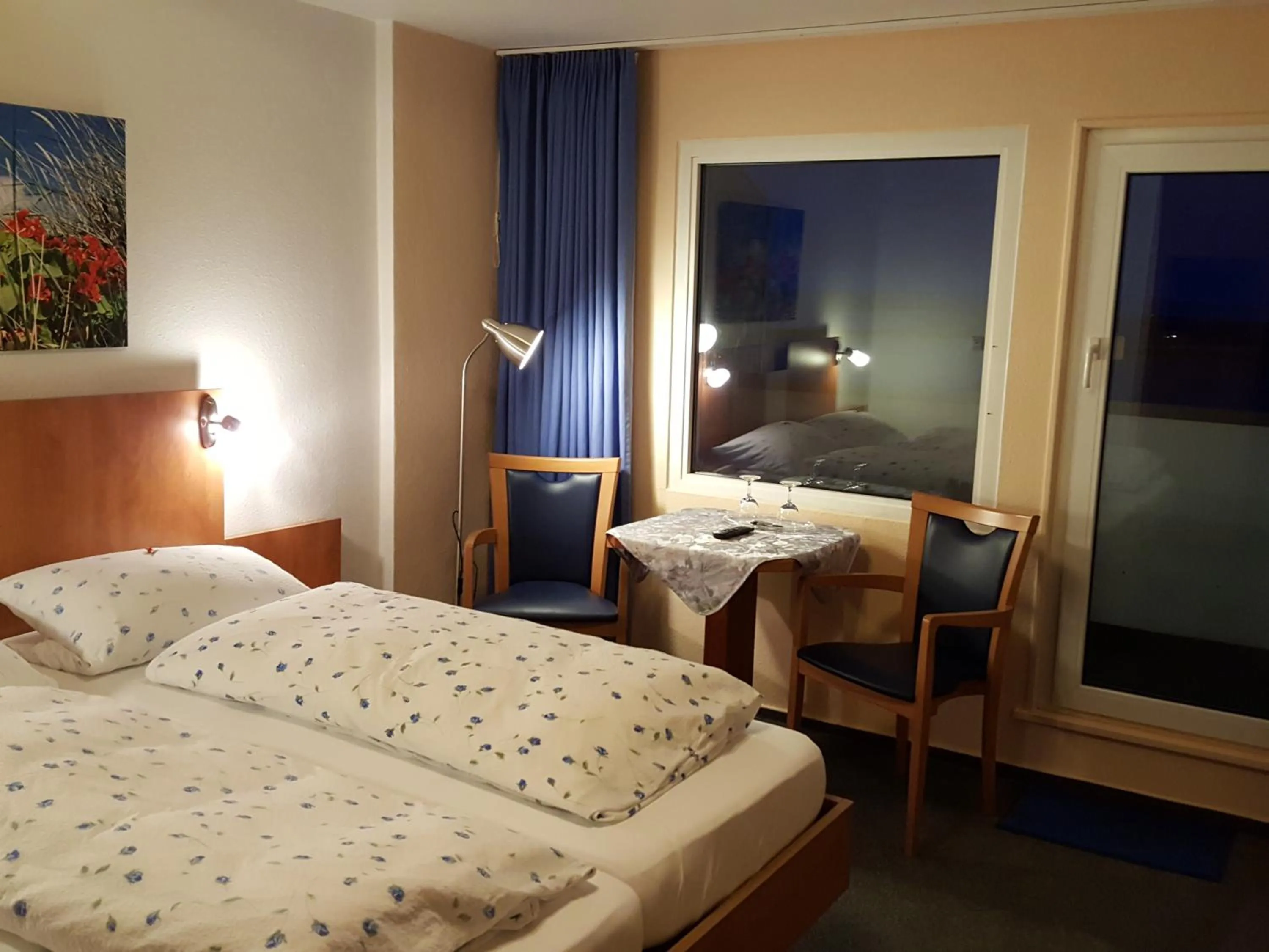 Photo of the whole room, Bed in Hotel Panorama Garni
