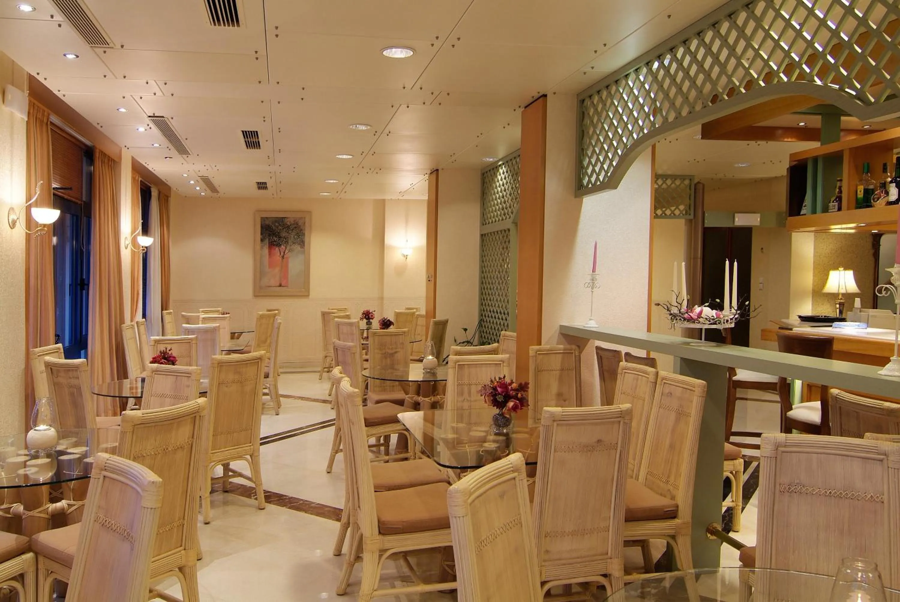 Restaurant/places to eat in Hotel Kalafati